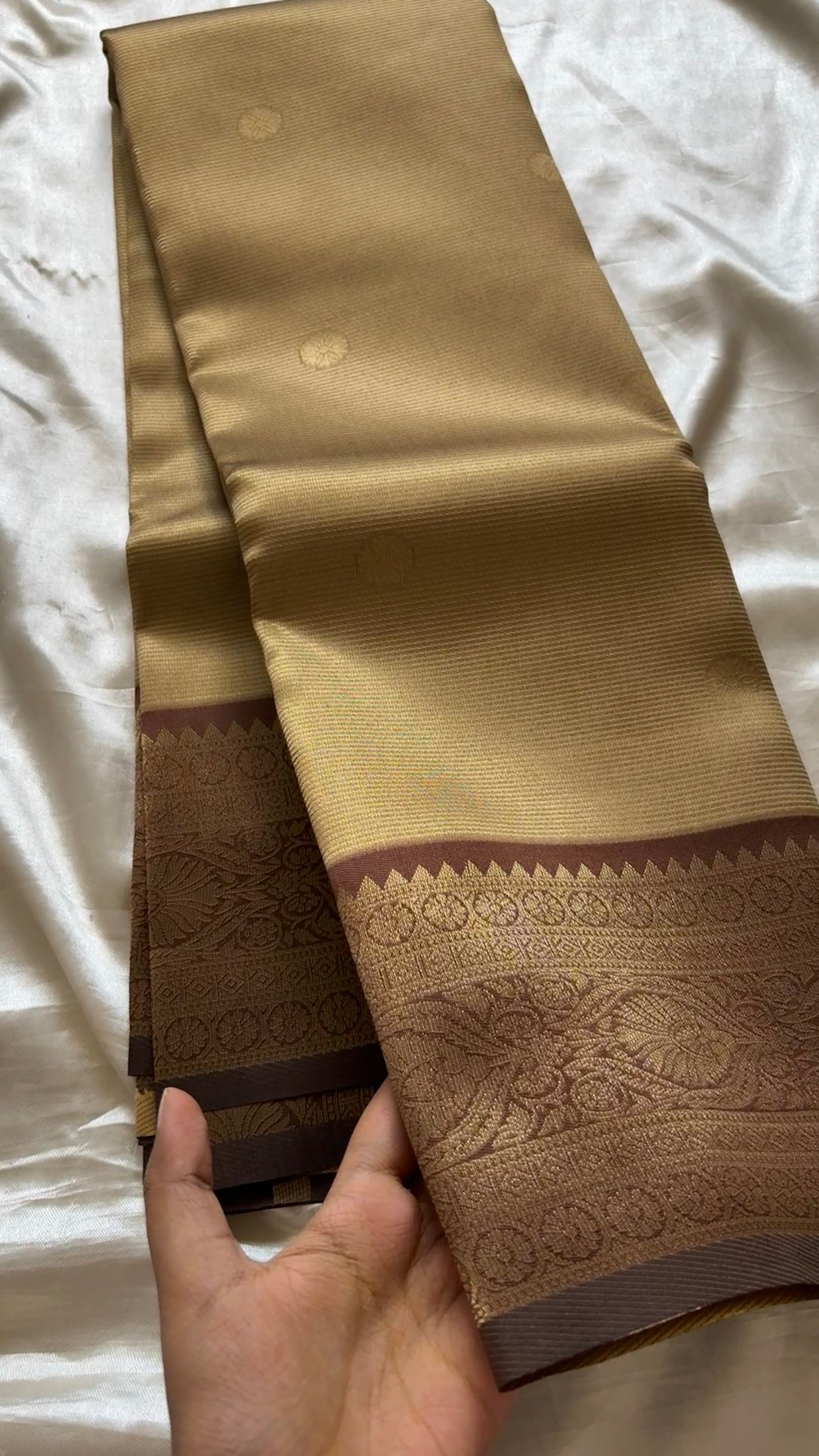 Kanchi semi soft silk