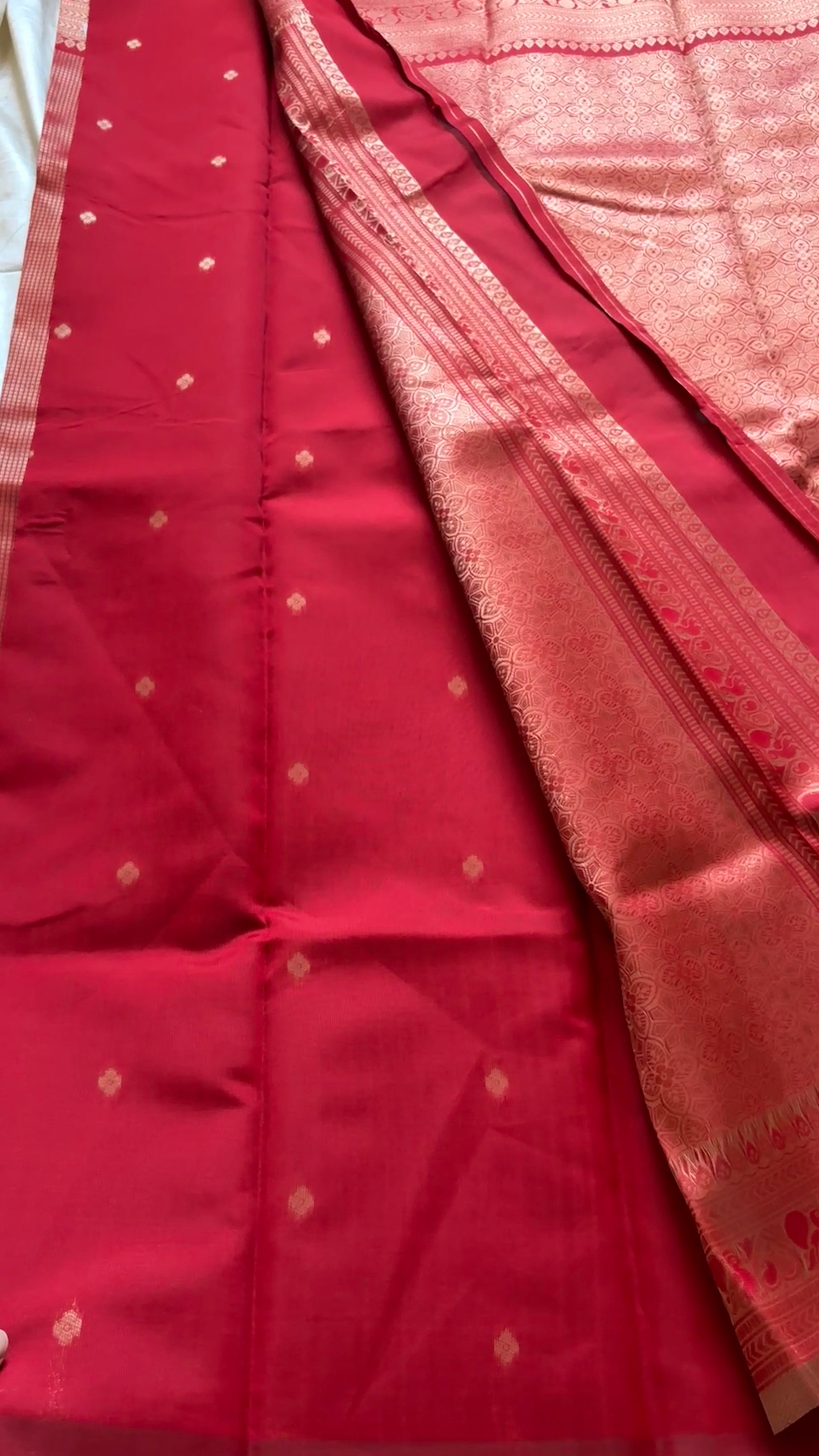 Semi brocade Kr 3