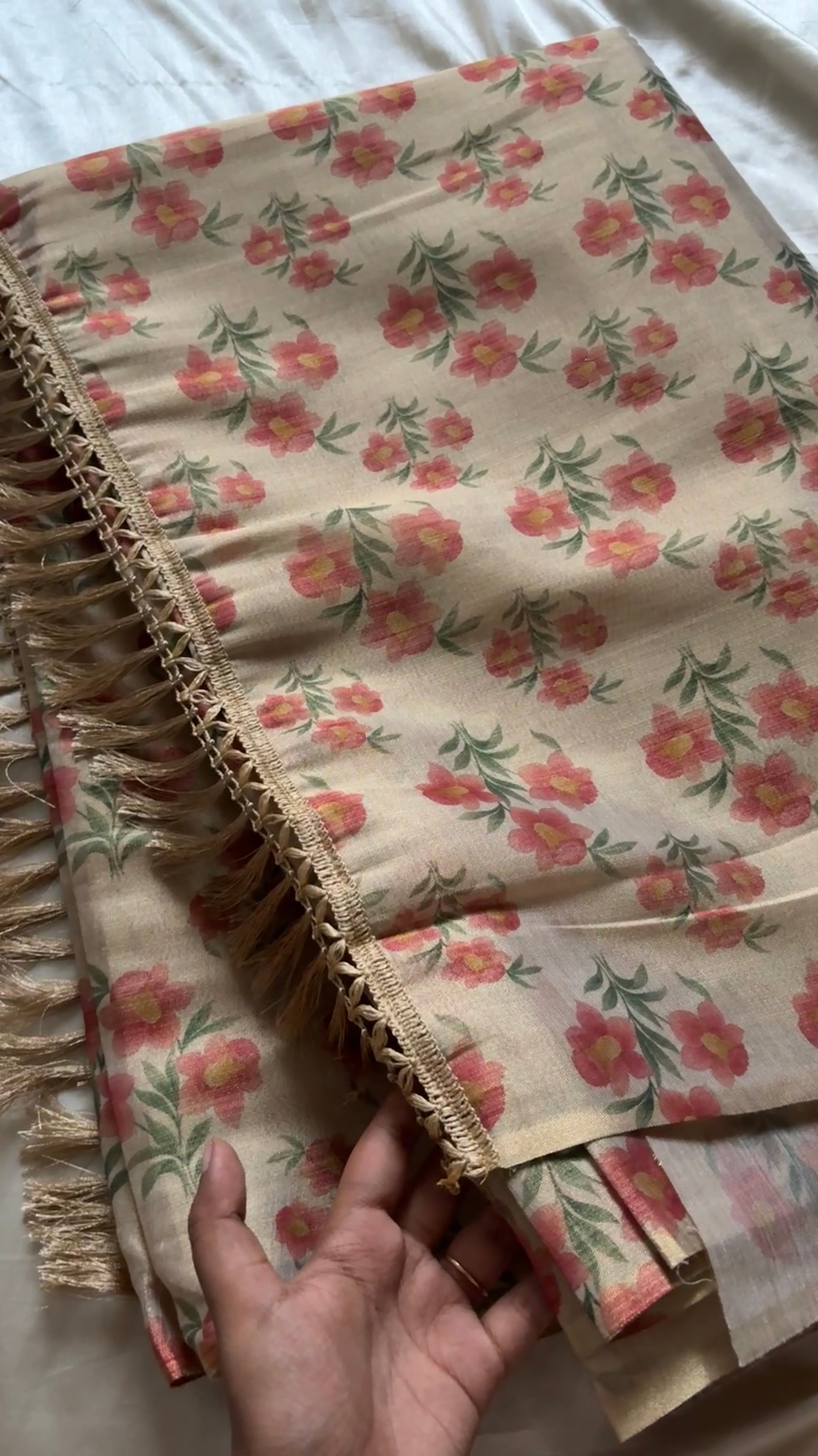 Golden soft tissue with Floral motifs kr 6