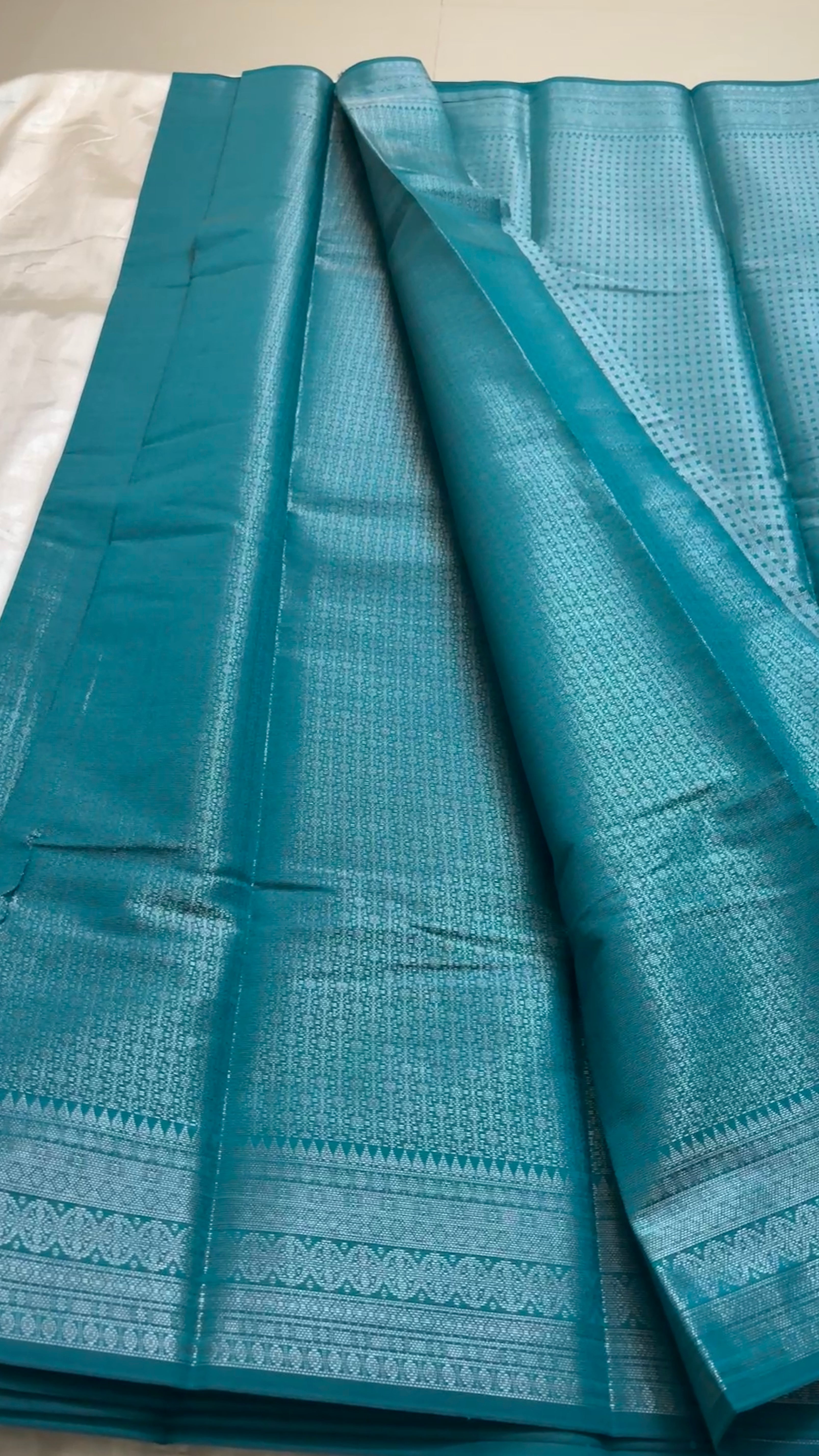 Brocade soft silk kr66