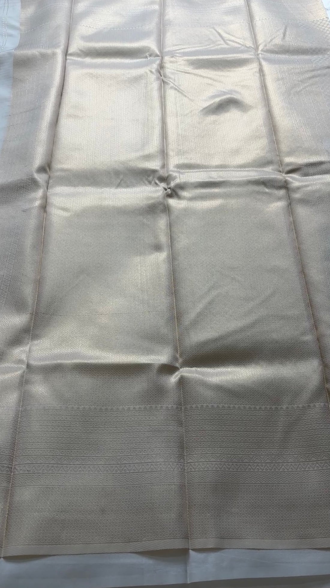 Semi brocade soft Silk
