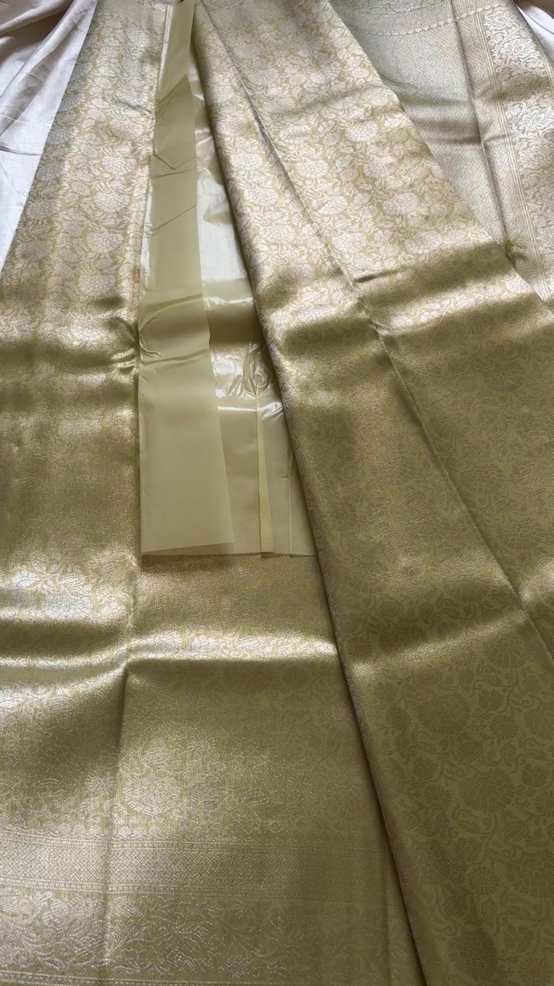 Soft silk kr 147