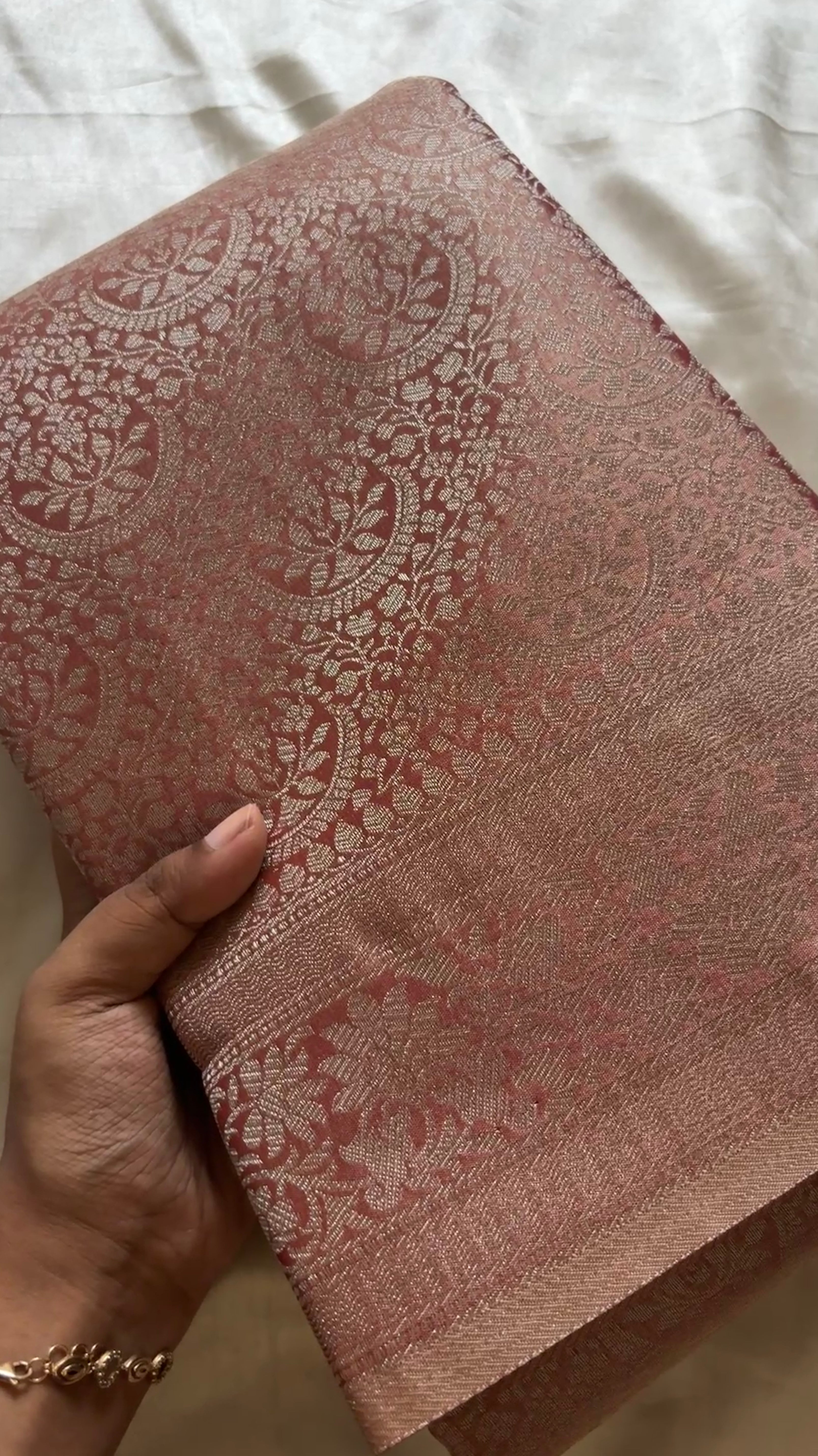 Tissue brocade silk