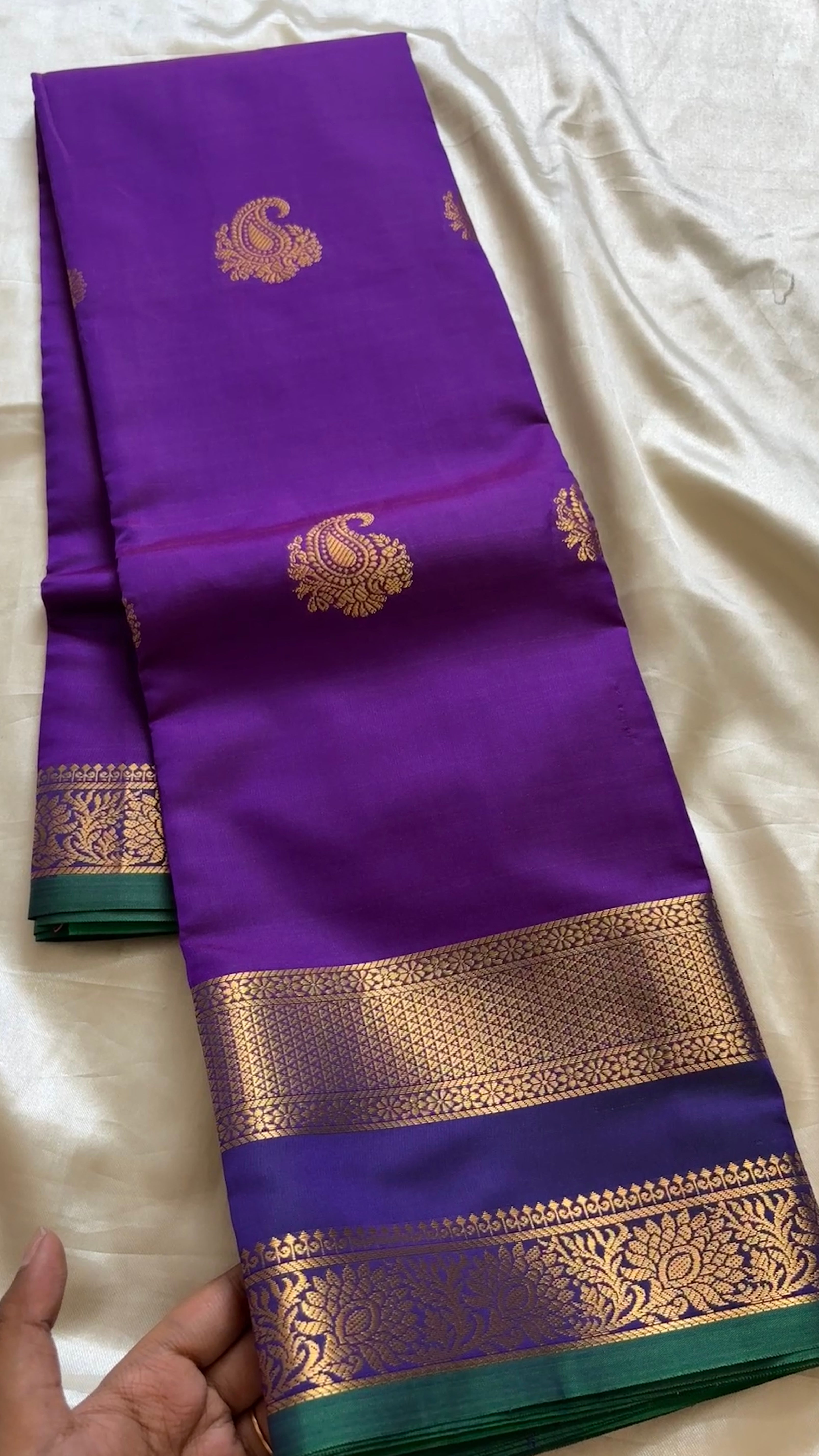 semi soft silk Kr 65