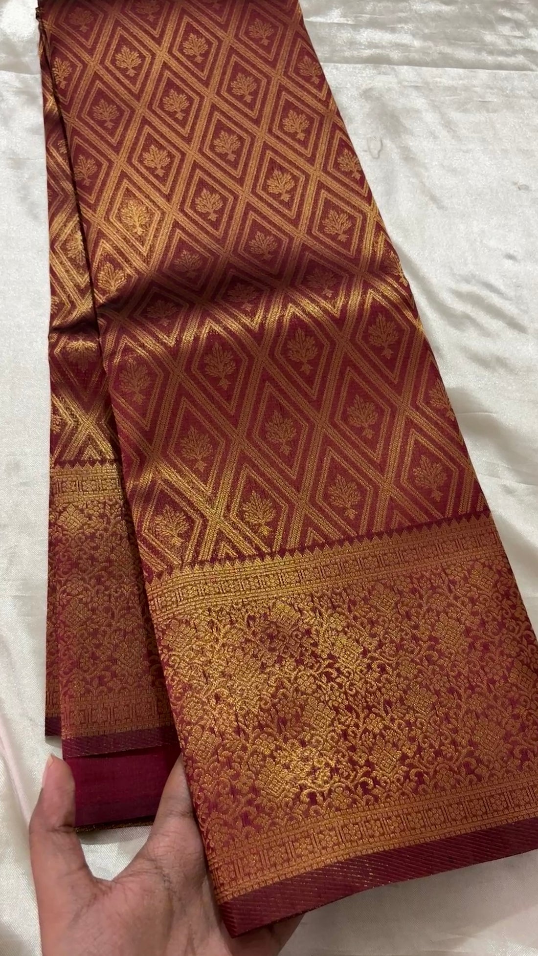 Semi brocade soft Silk kr98