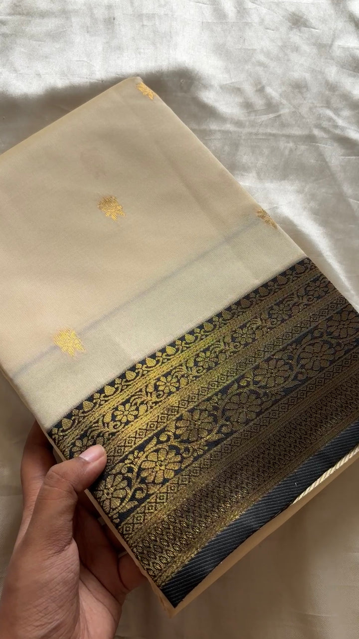semi soft silk with Kanchi borders Kr63