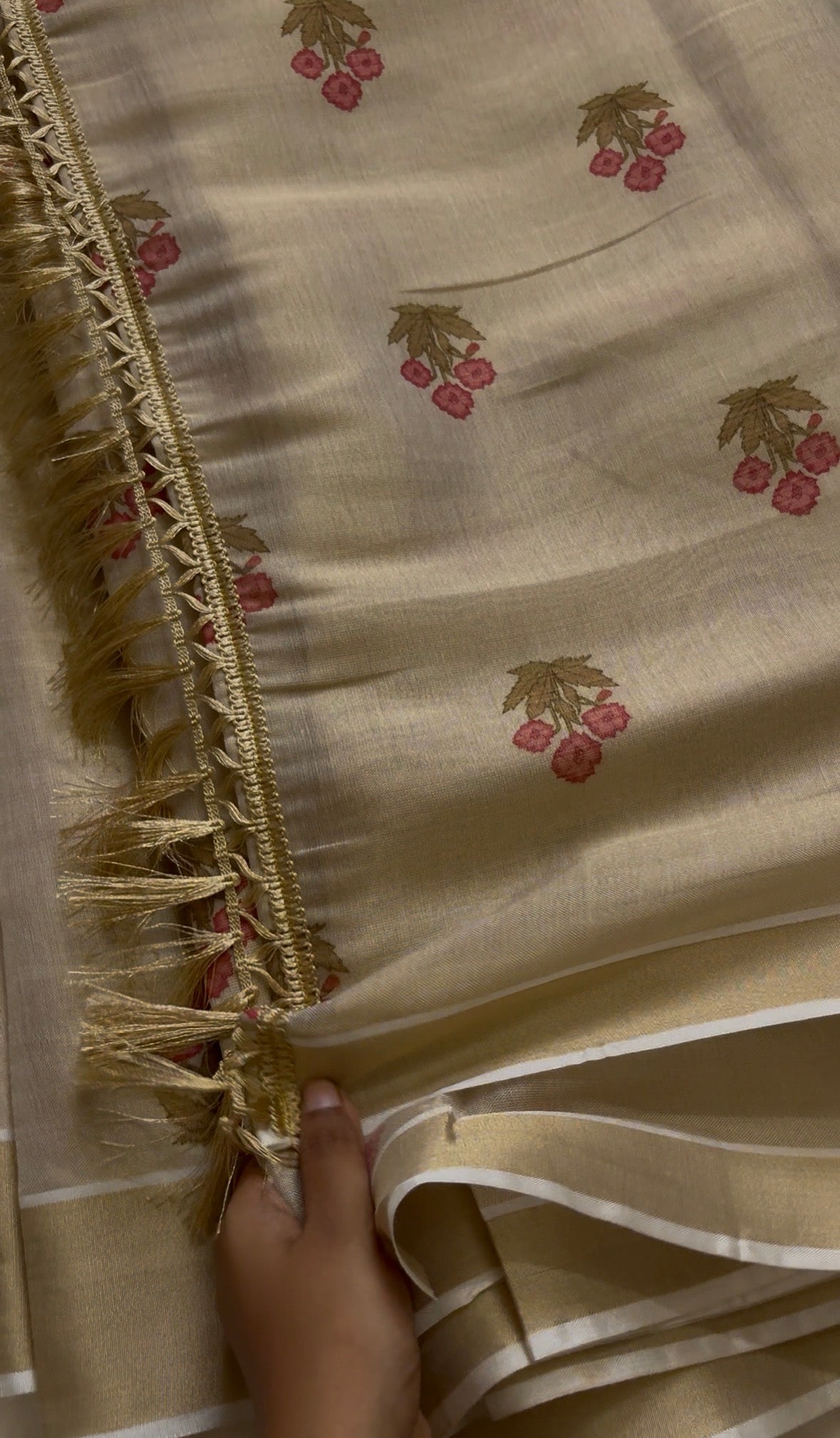 Soft cotton tissue mix flower motif saree kr118