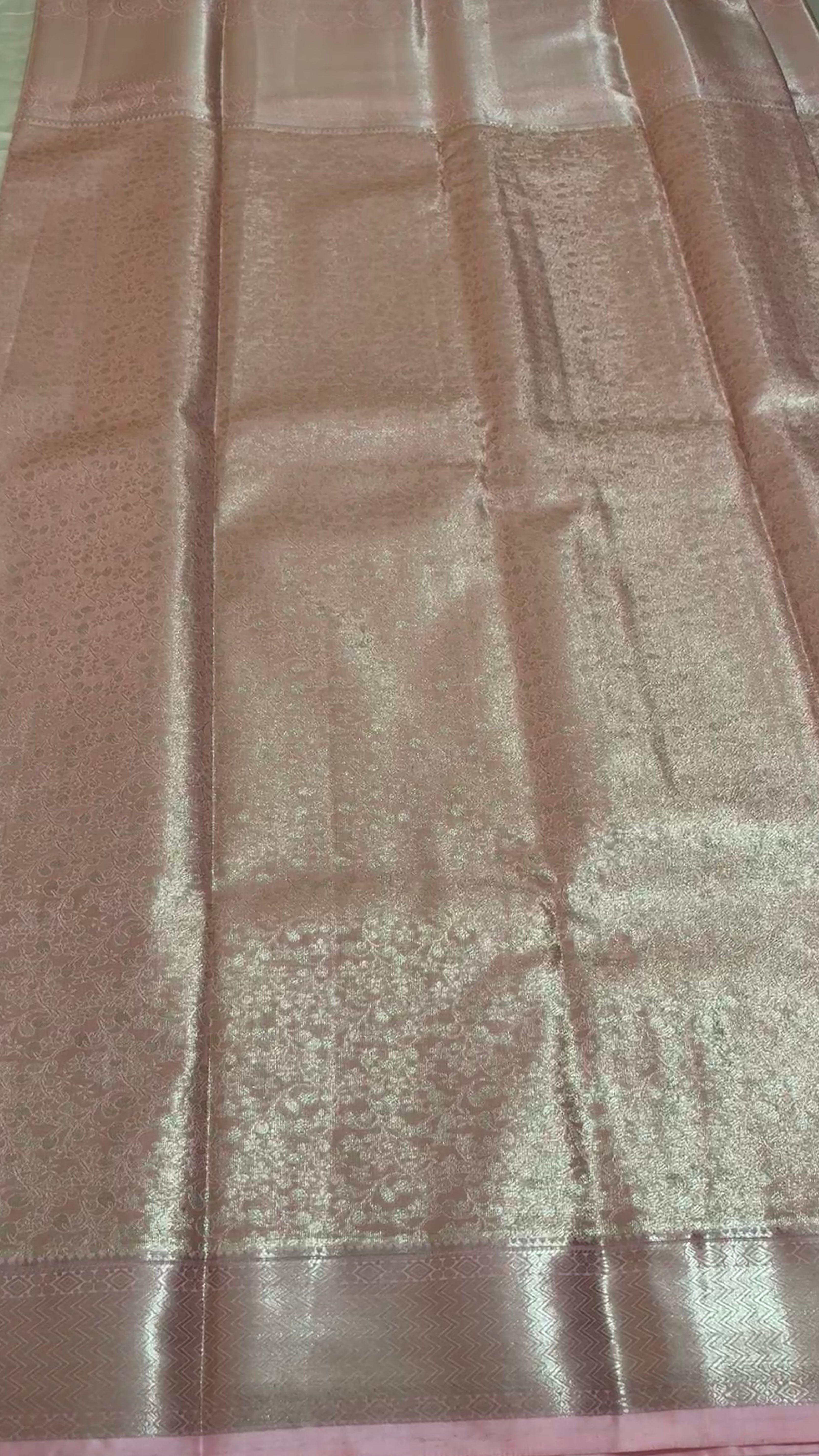 Semi tissue Kanchipuram saree