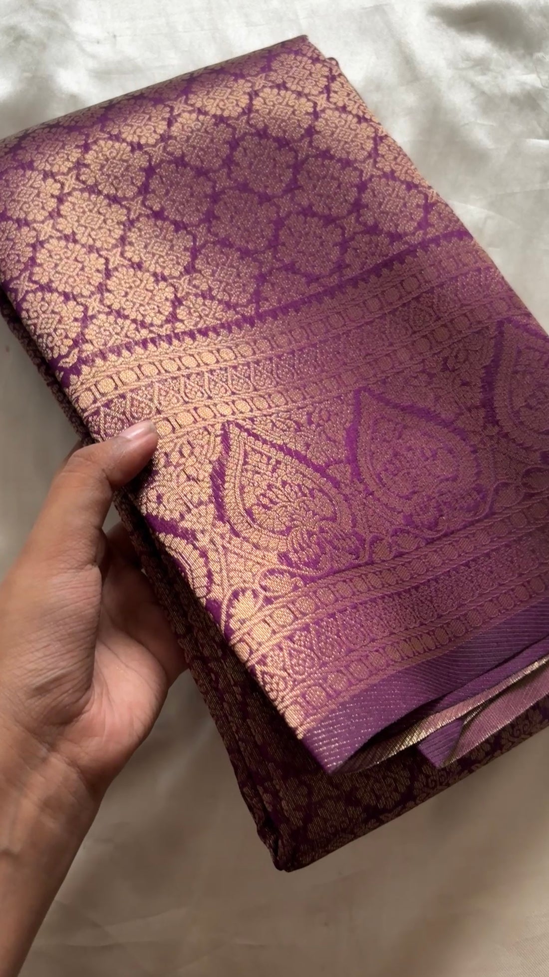 Semi brocade Kr 6