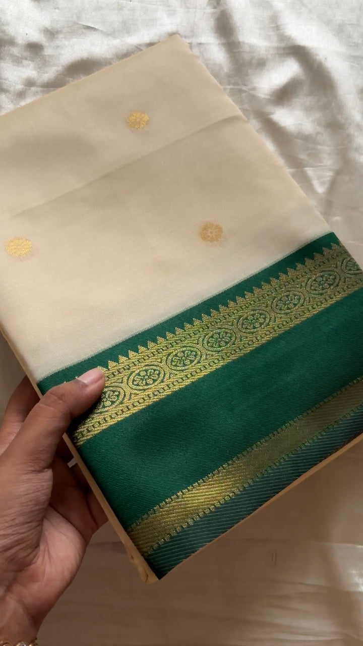 semi soft silk with retta patta border kr 90