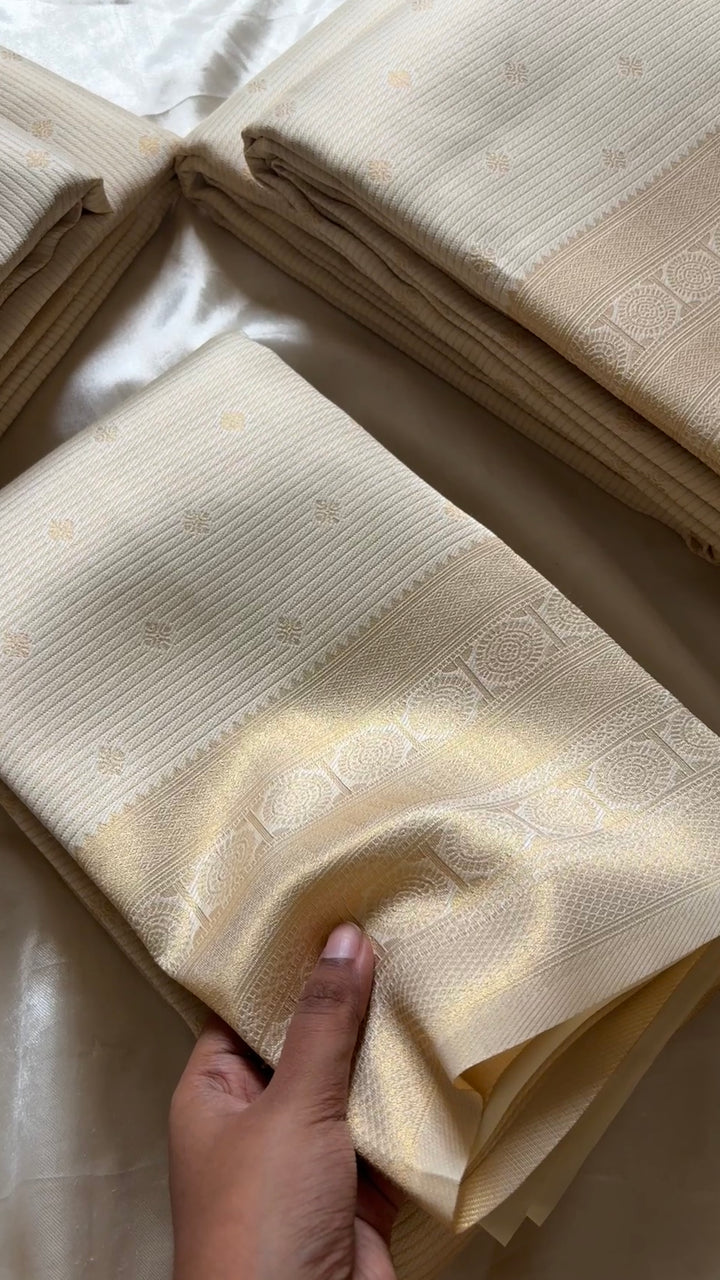 Semi brocade soft Silk kr123