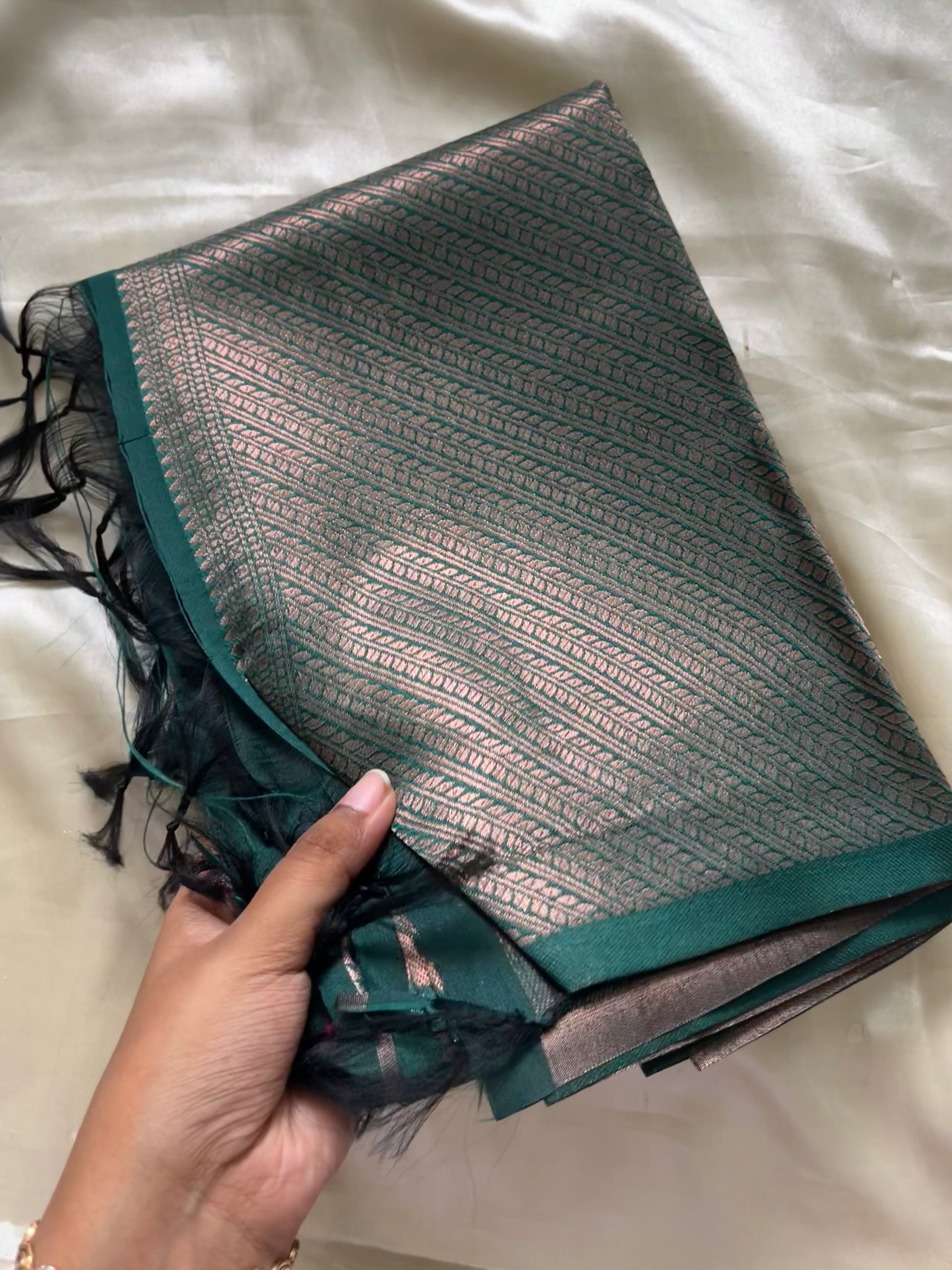 Unstitched premium half saree material(reddish maroon with bottle green) (KR42)