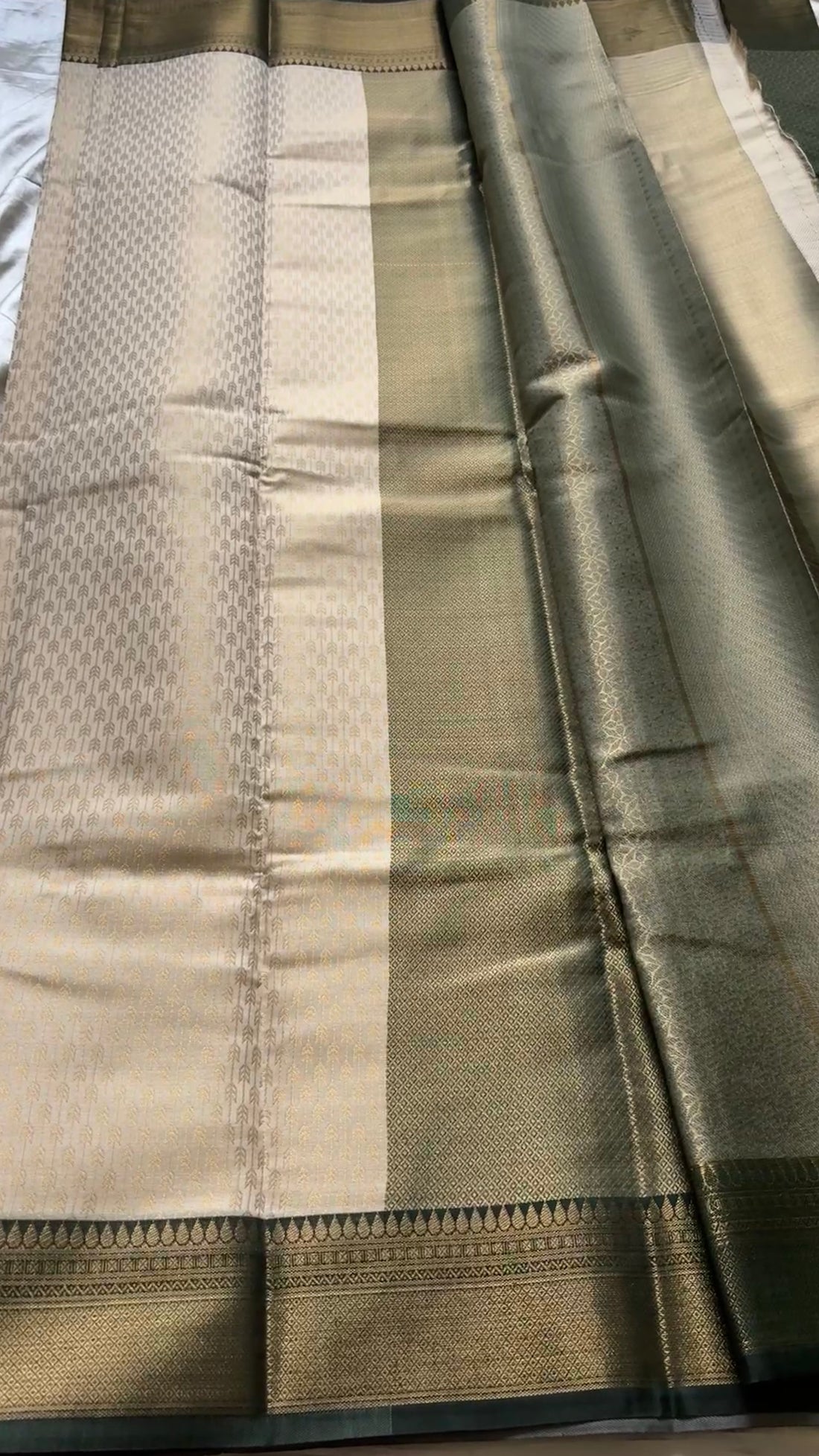 Semi Soft silk KR 114