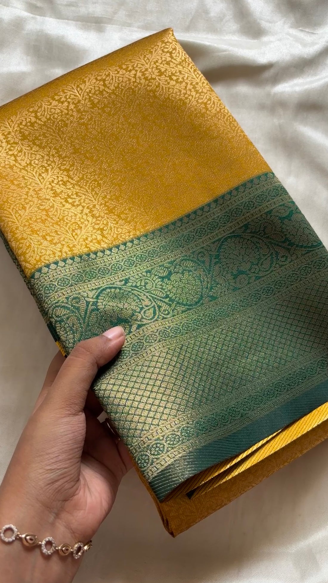 Kanchi semi soft silk KR 25