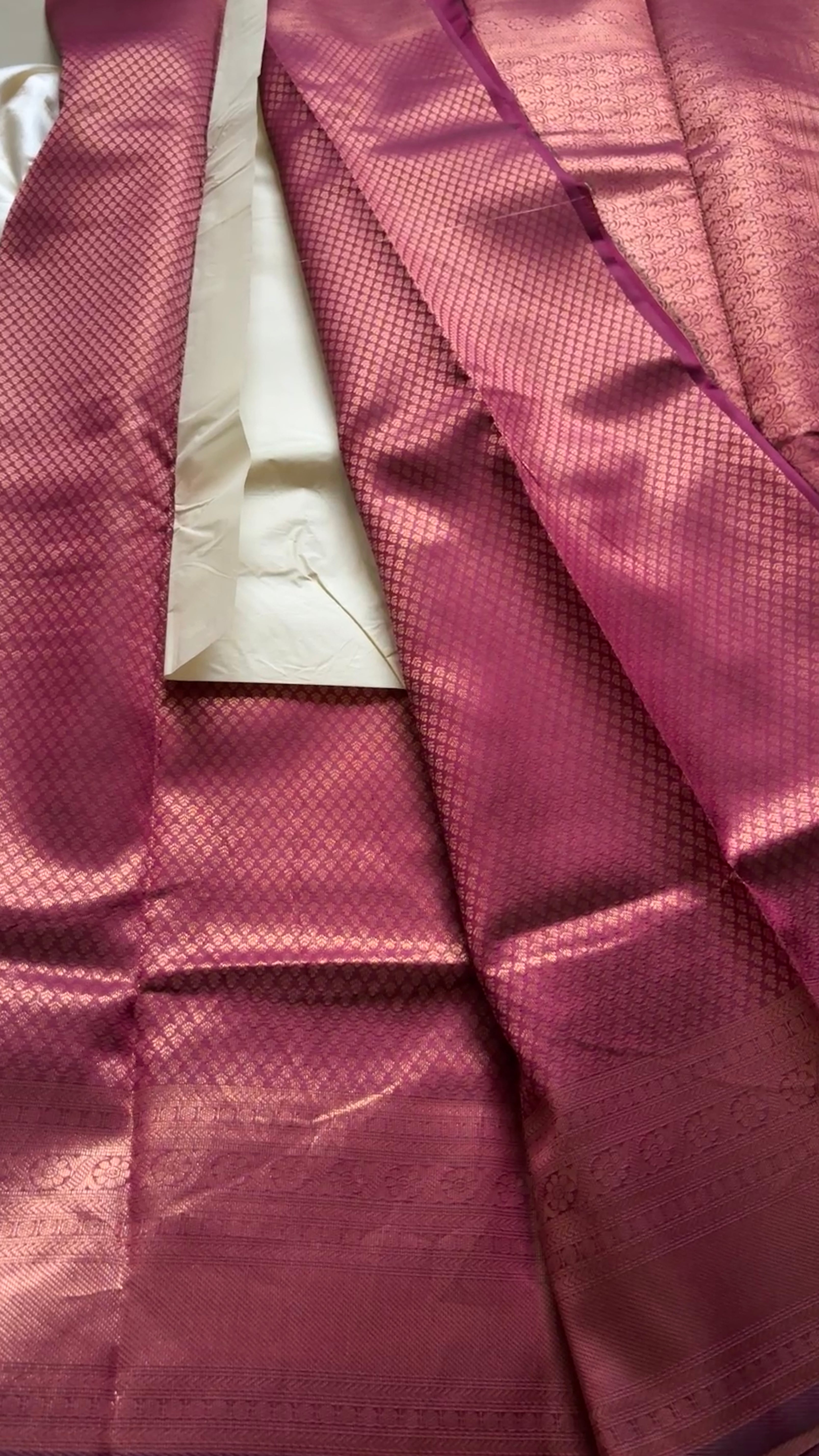 Semi brocade soft Silk kr13