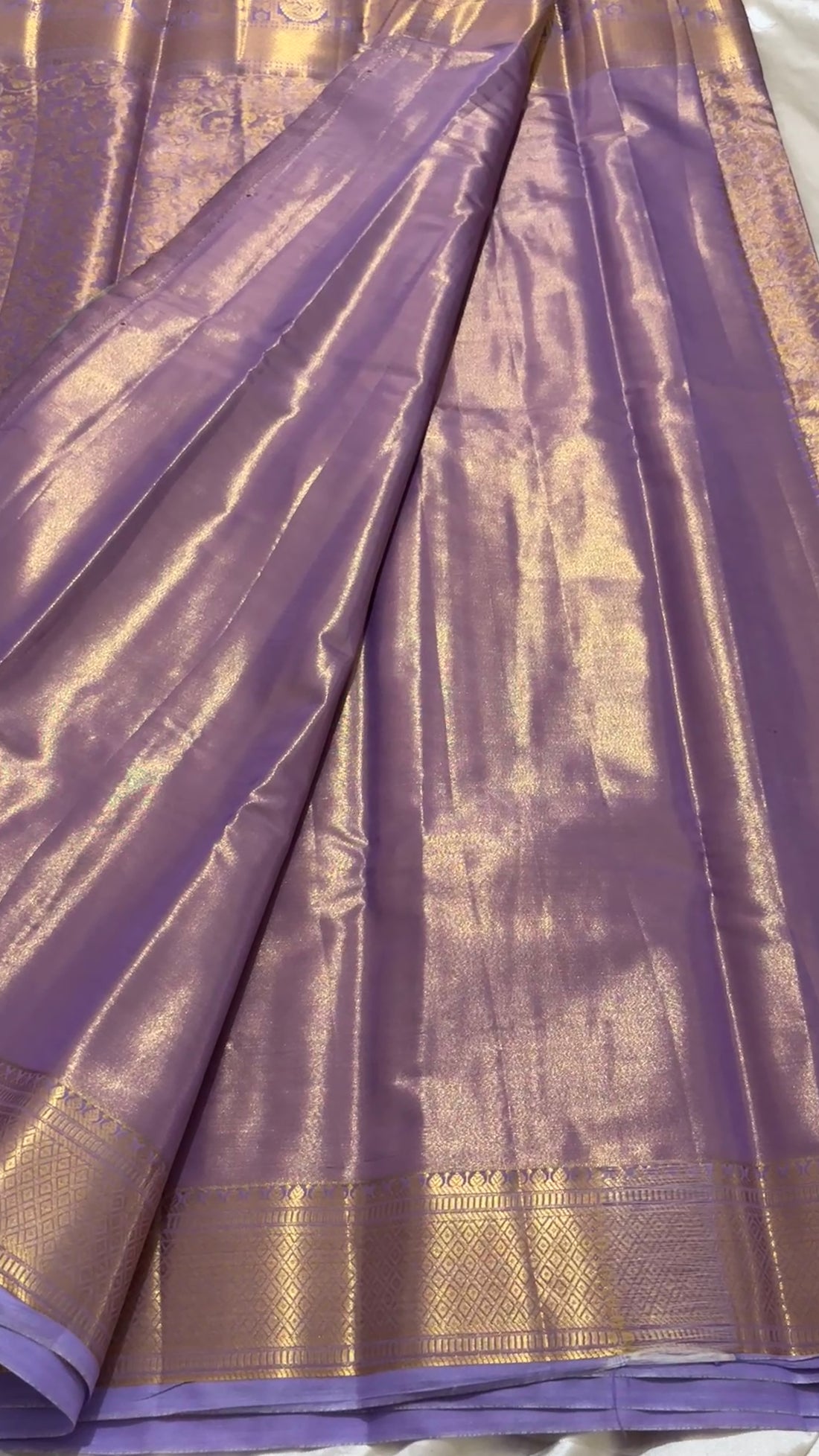 Semi tissue Kanchipuram saree