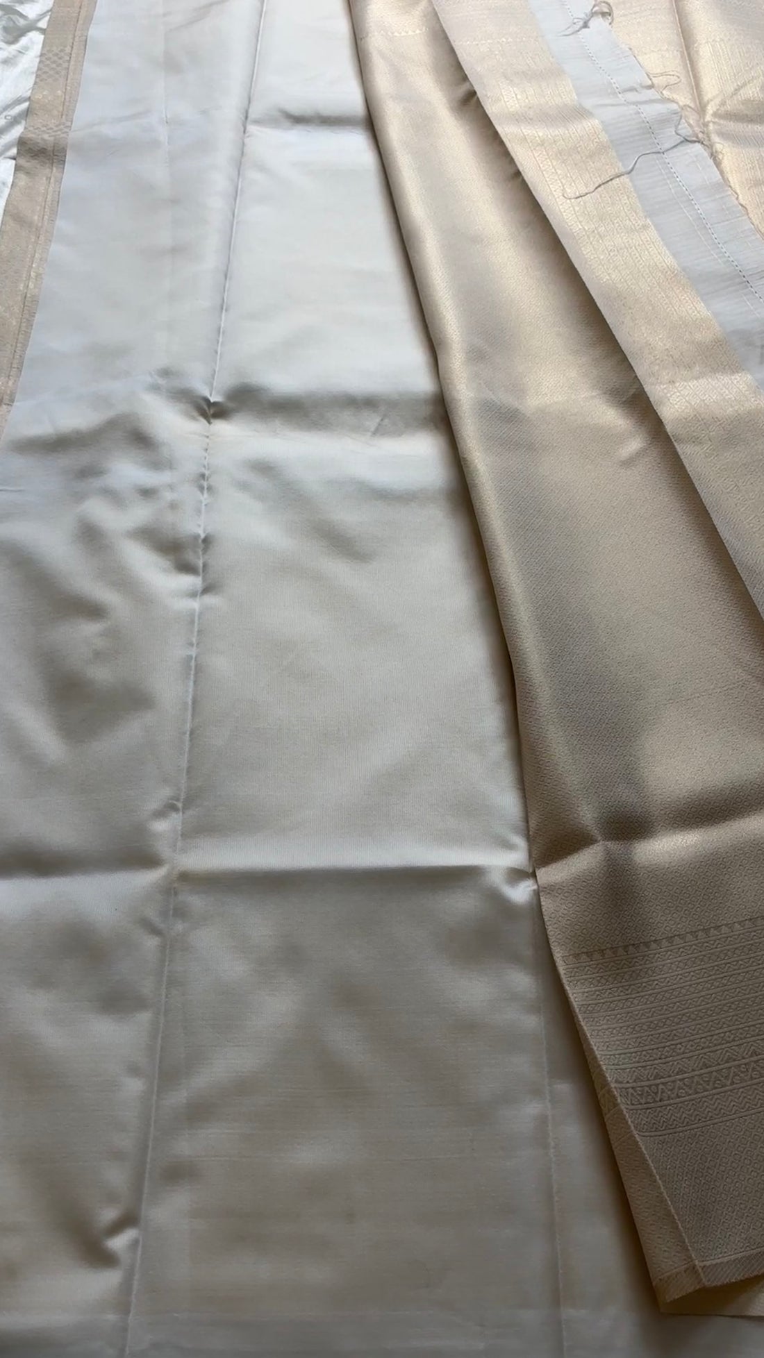 Semi brocade soft Silk