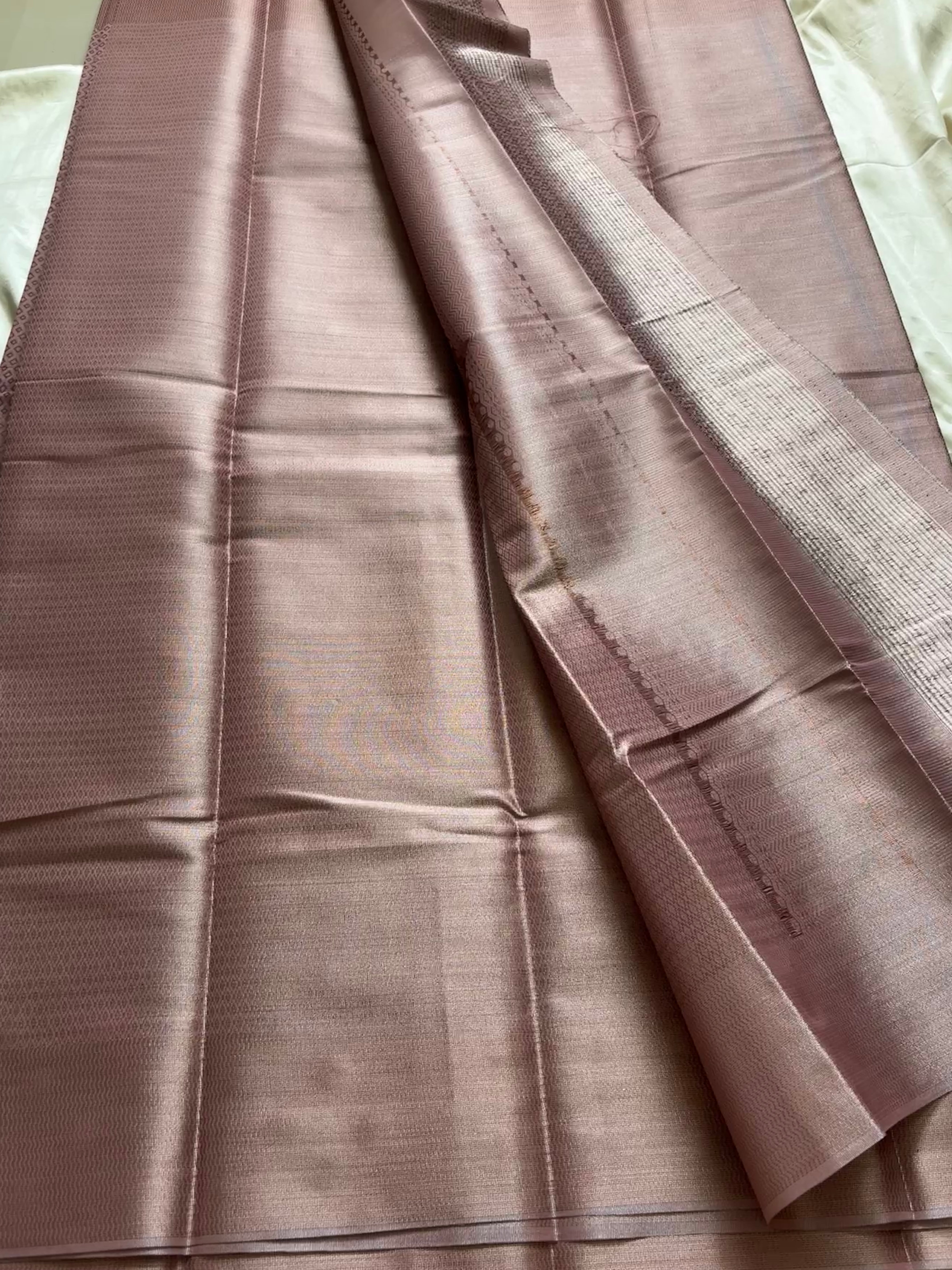 Tissue Brocade soft silk kr29