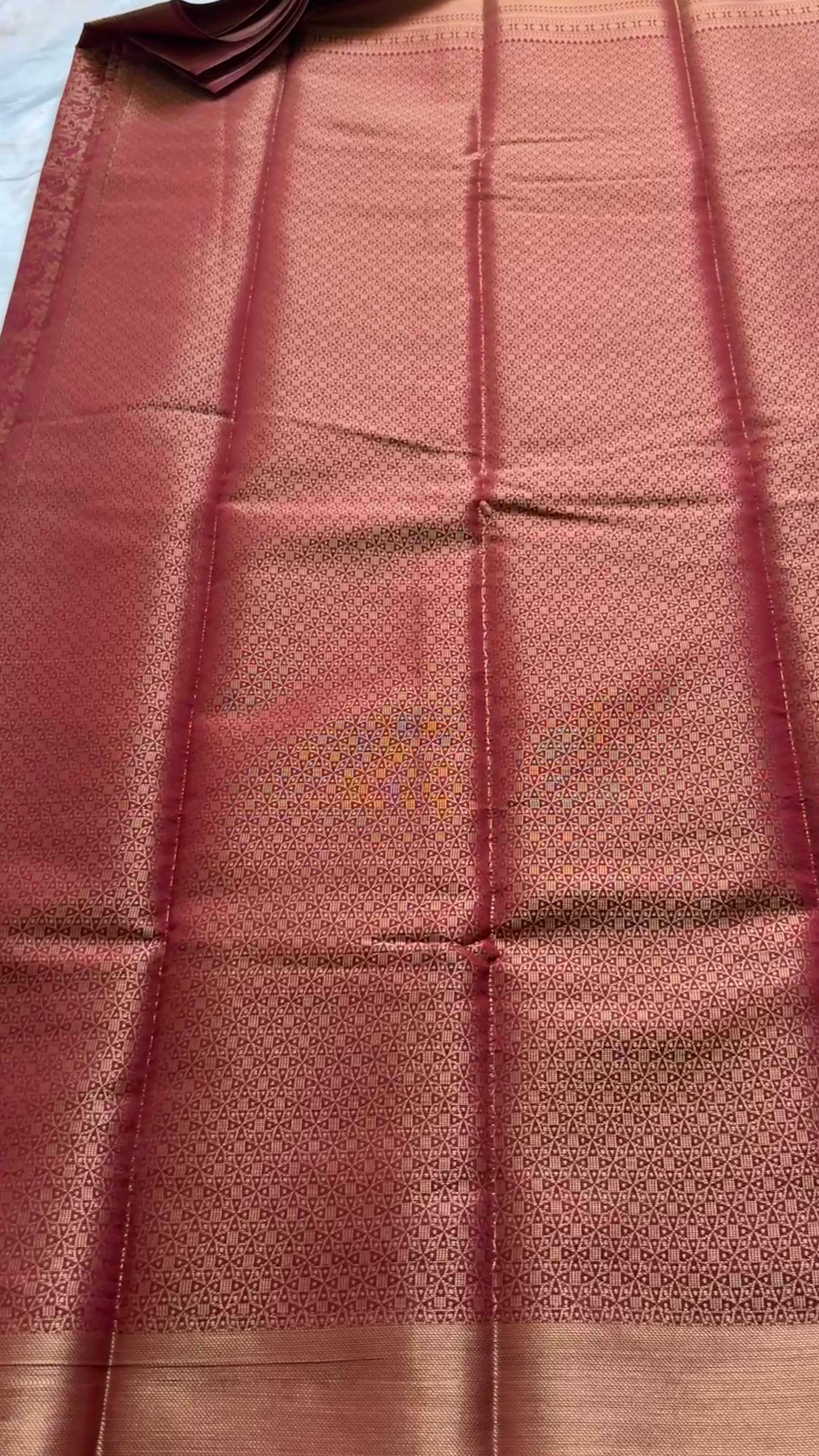 Premium Brocade soft silk kr142