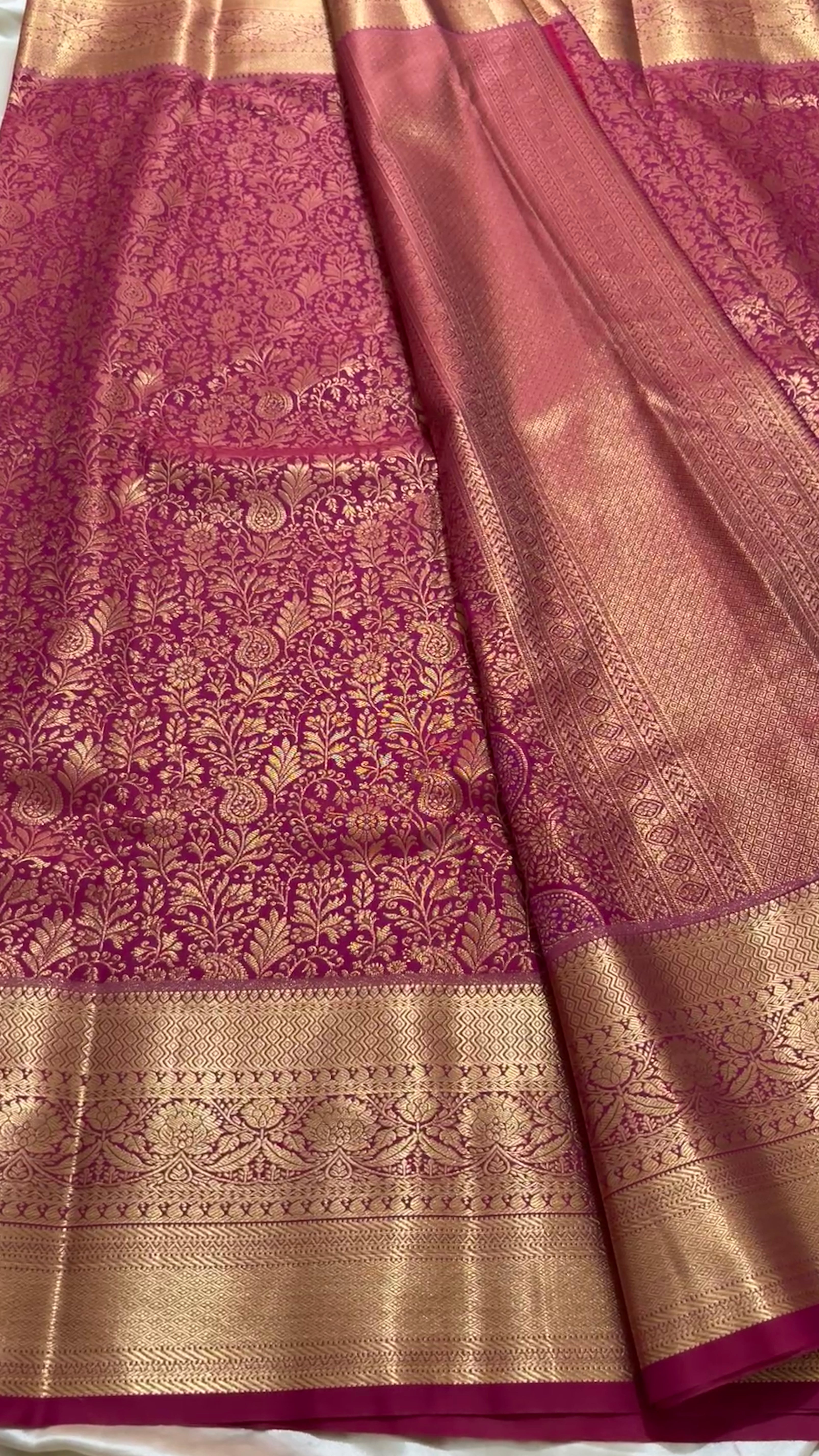 Semi tissue Kanchipuram saree