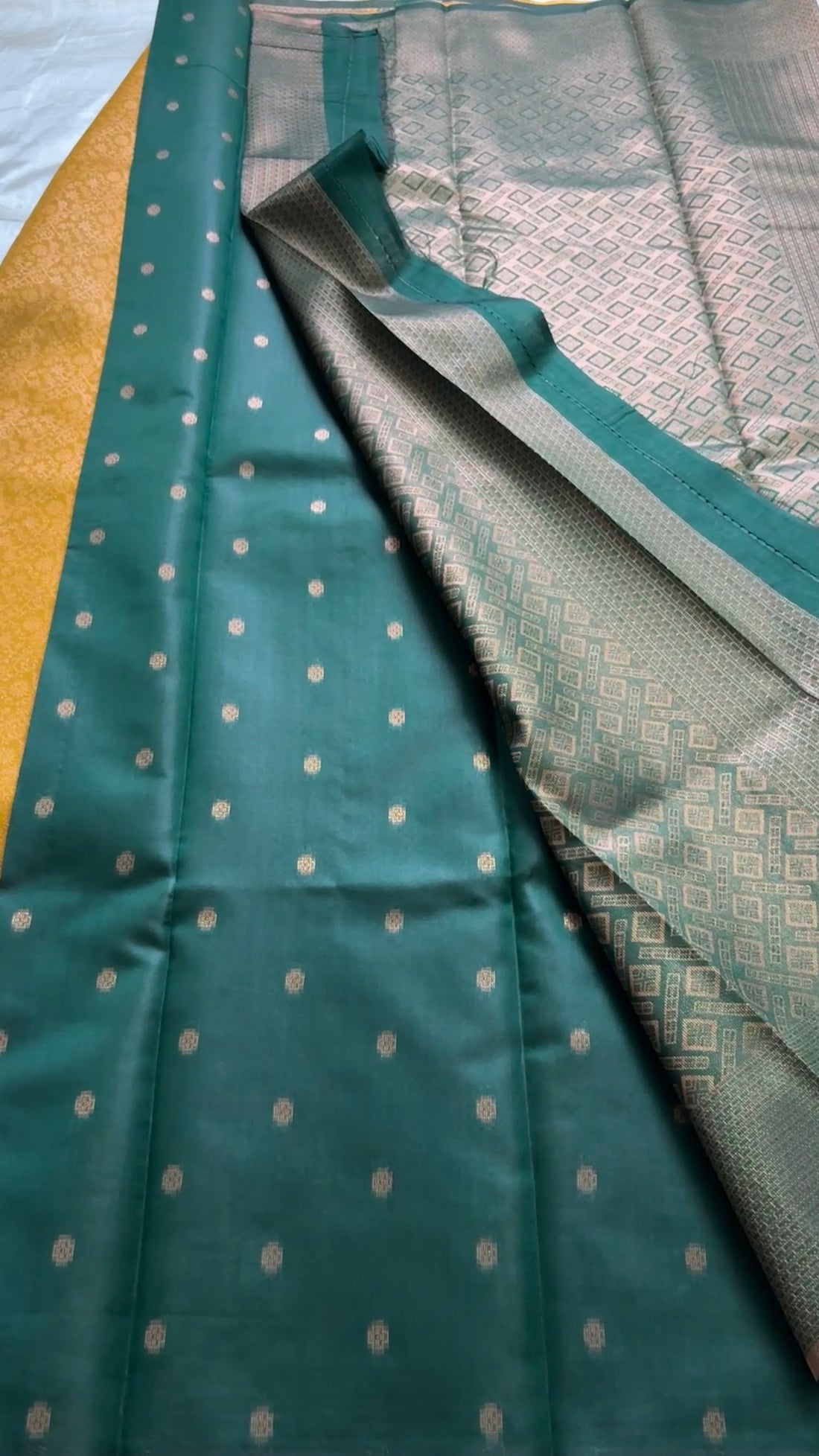 Kanchi semi soft silk kr18