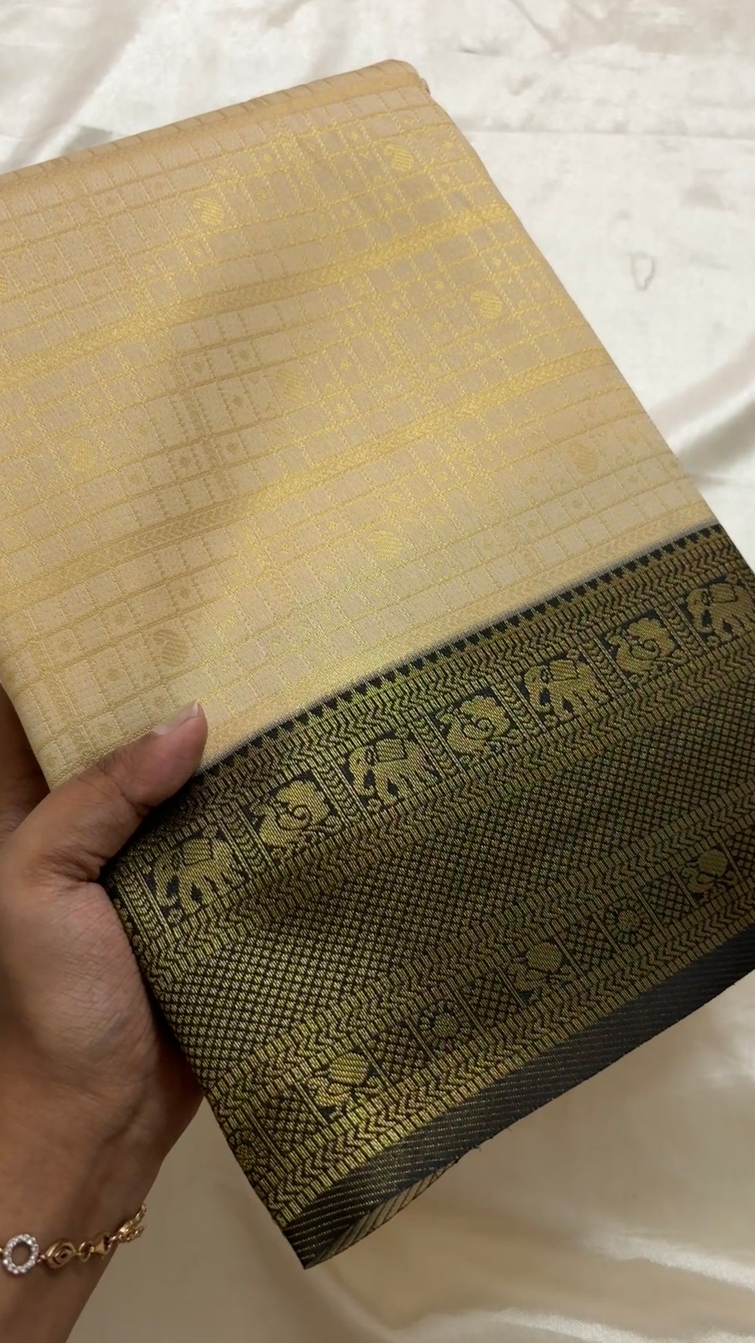 Kanchi semi soft silk kr20