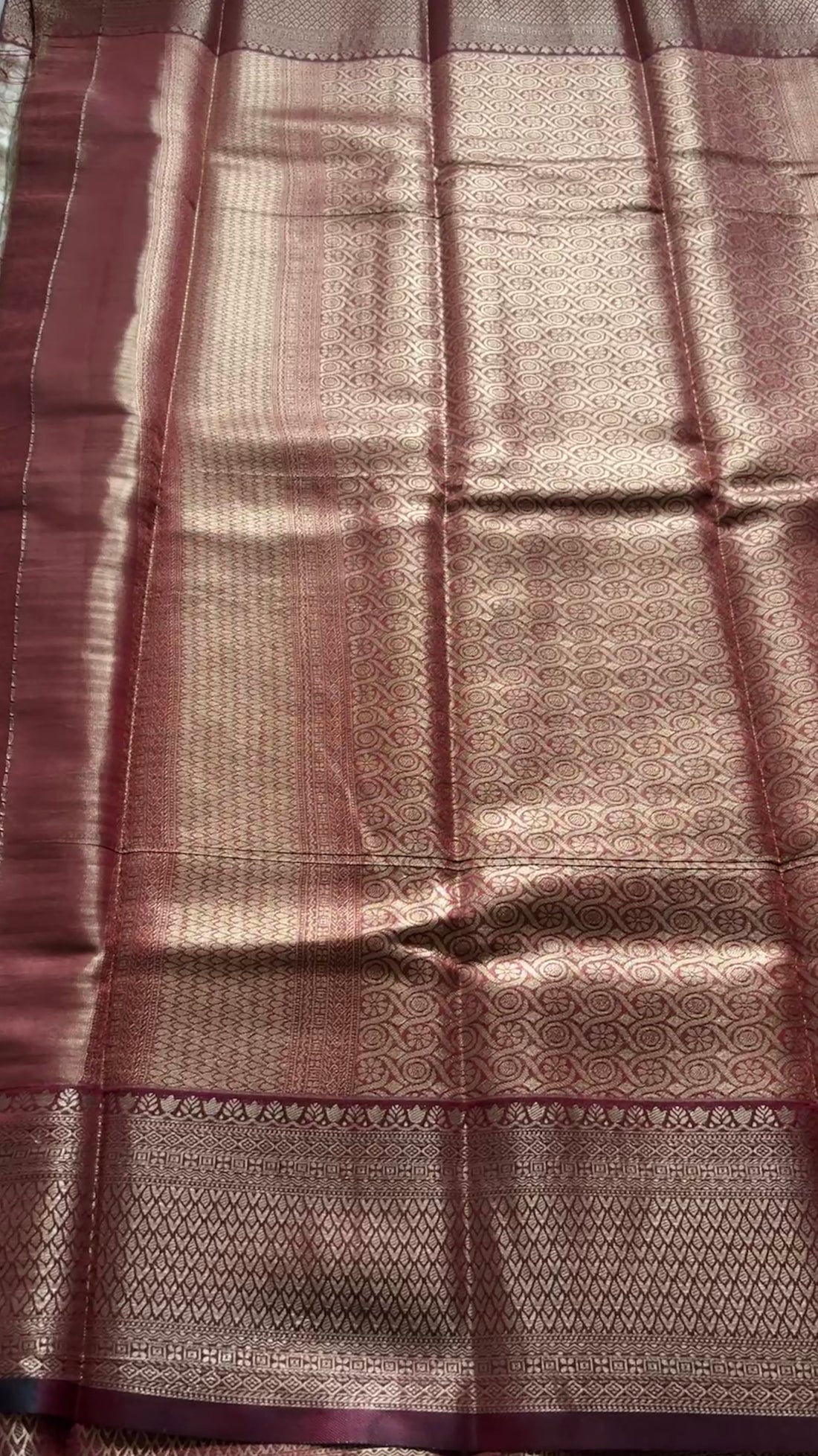Premium  Tissue brocade kr129
