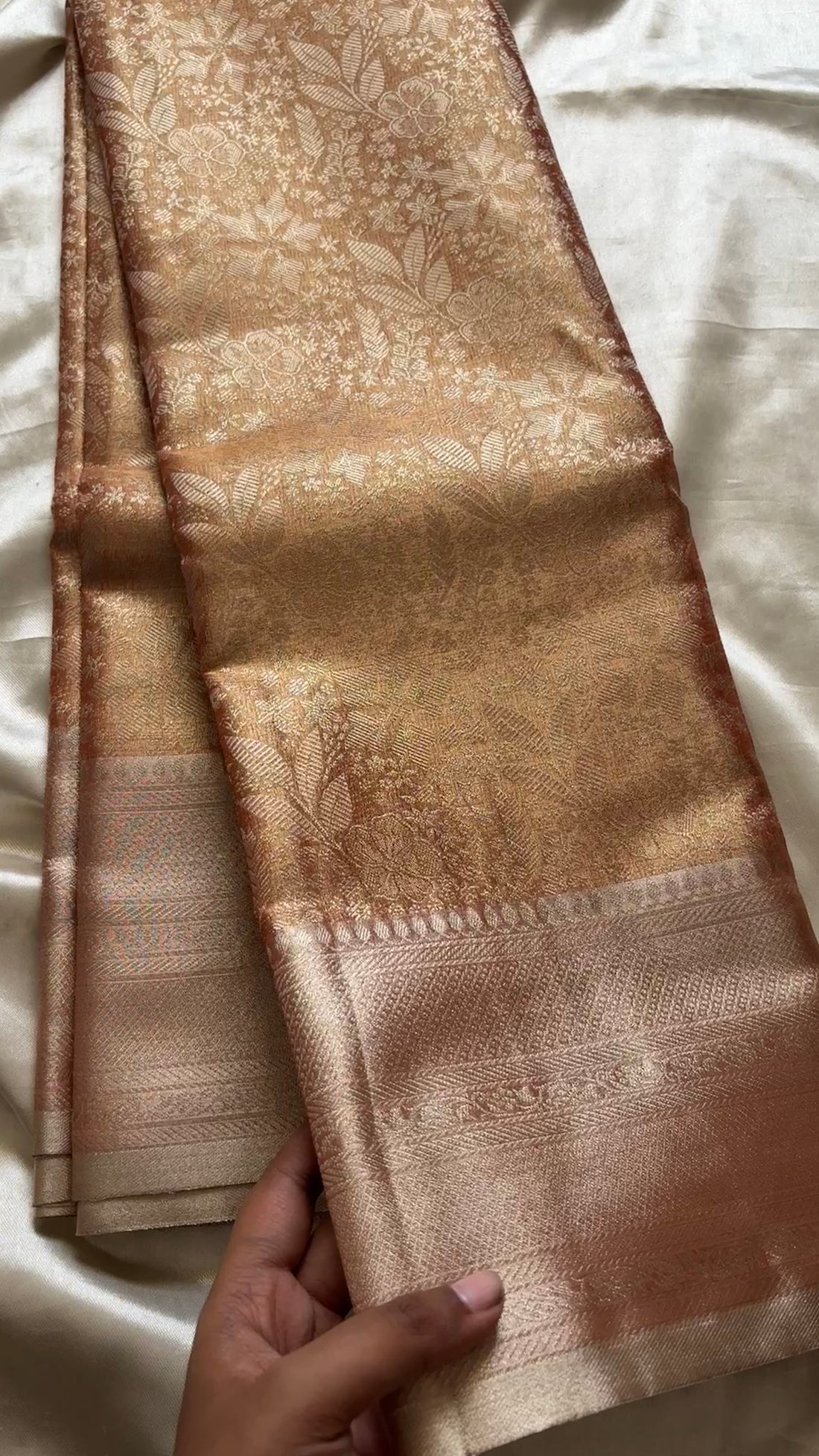 Premium  Tissue brocade silk kr48