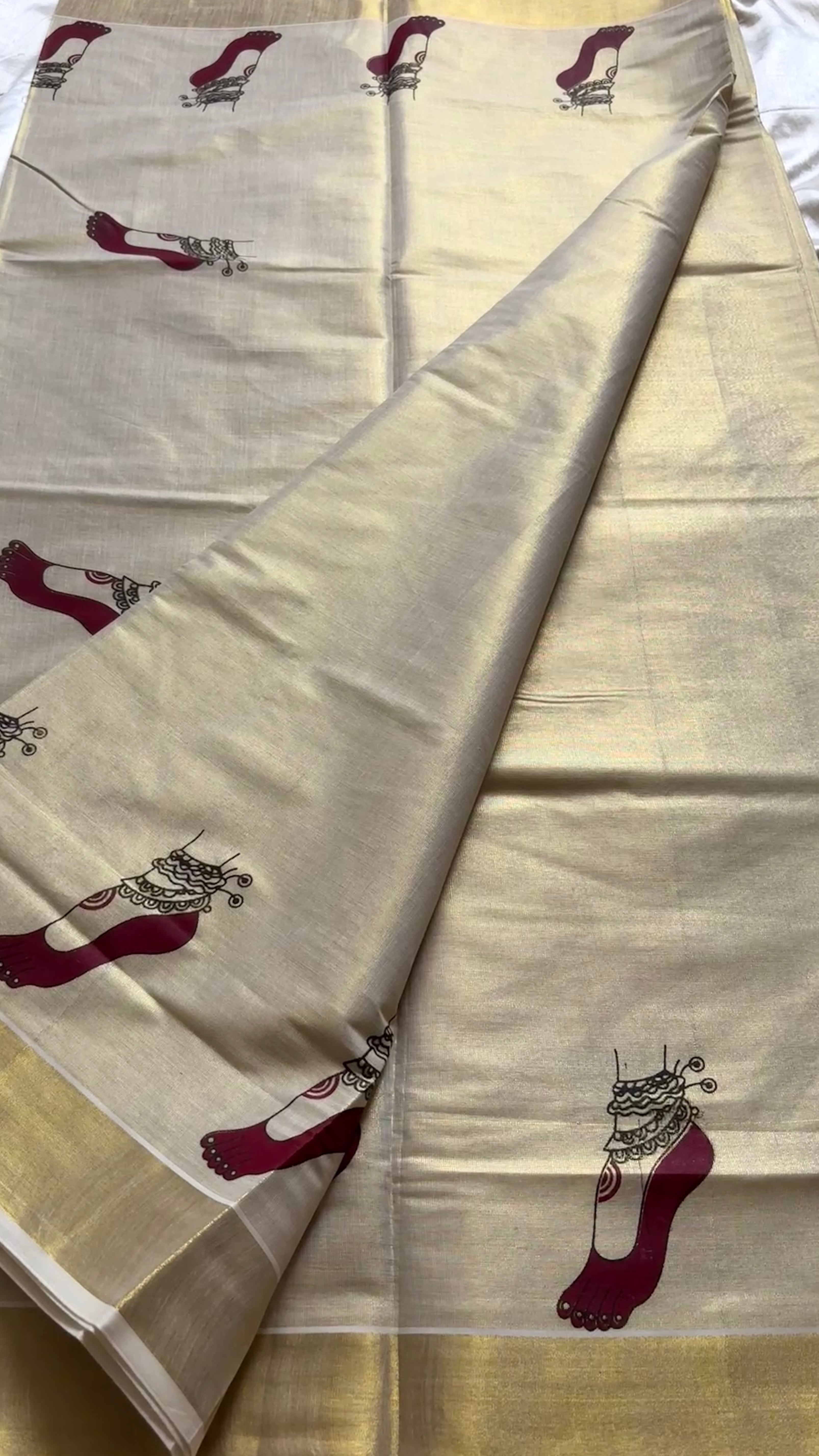Lakshmi Padham kasavu saree