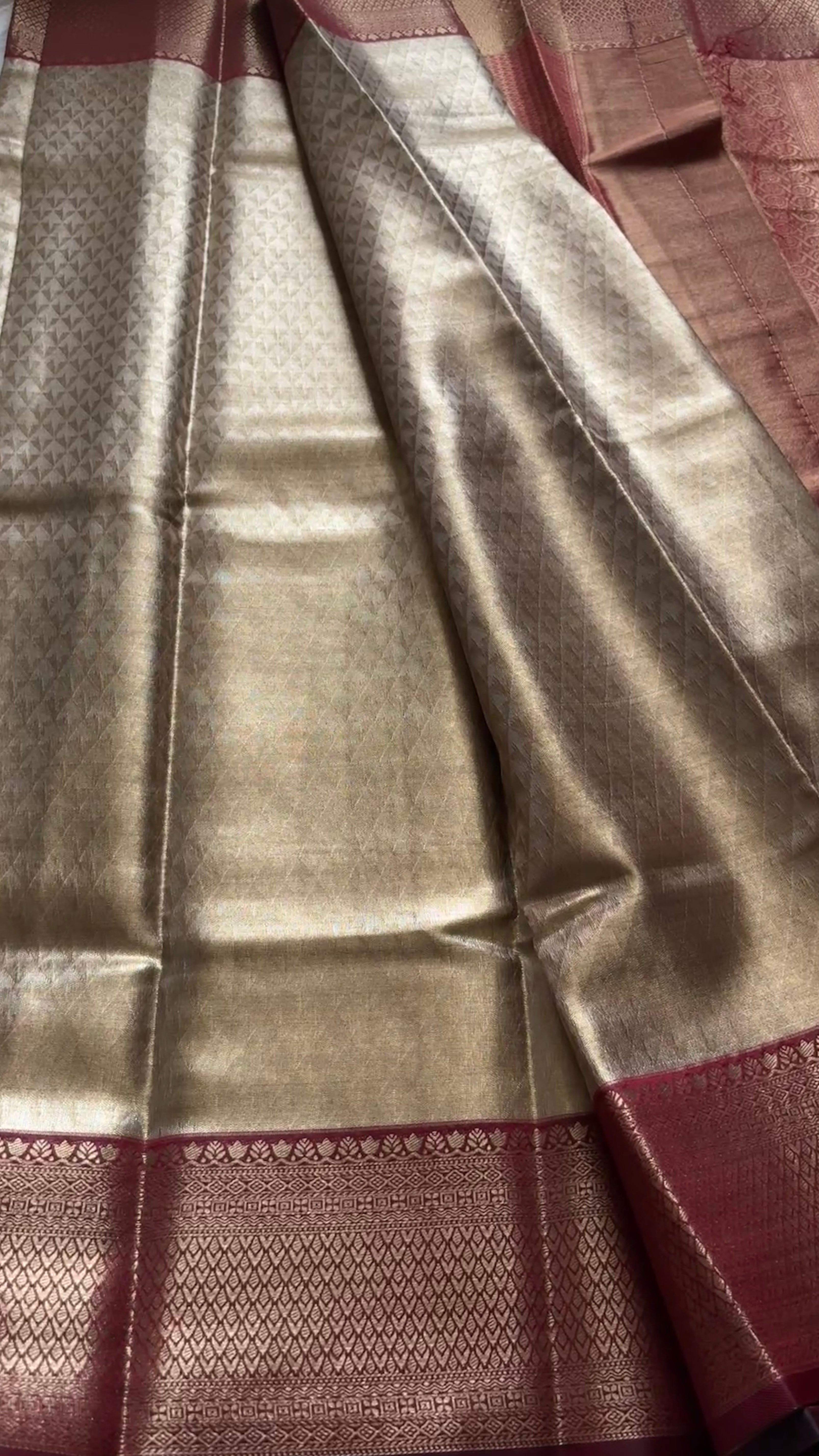 Premium  Tissue brocade kr129