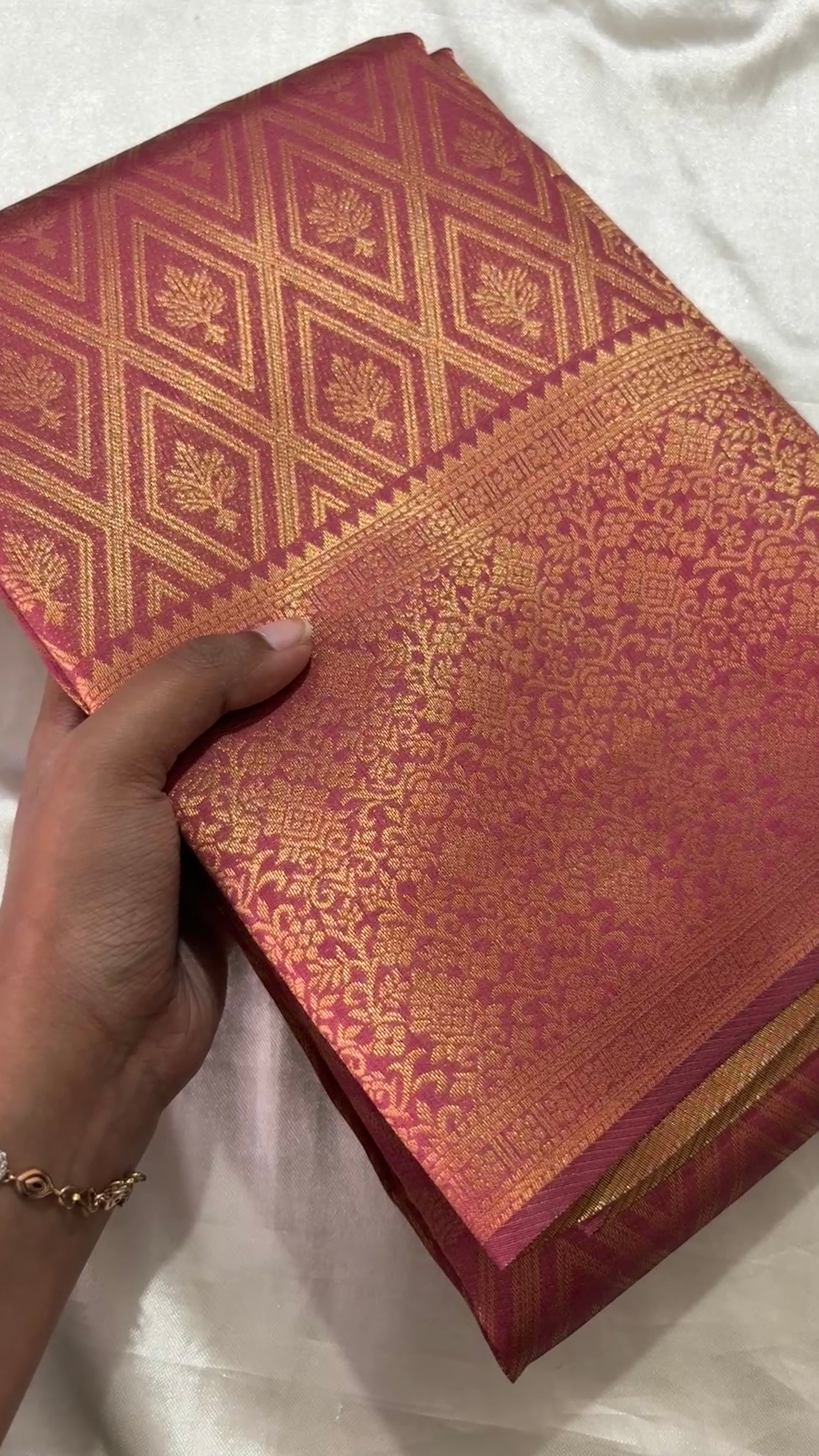 Semi brocade soft Silk kr97