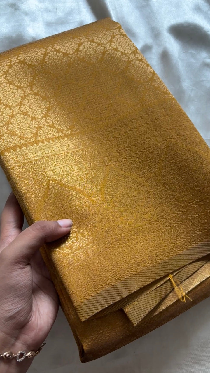 Semi brocade kr3