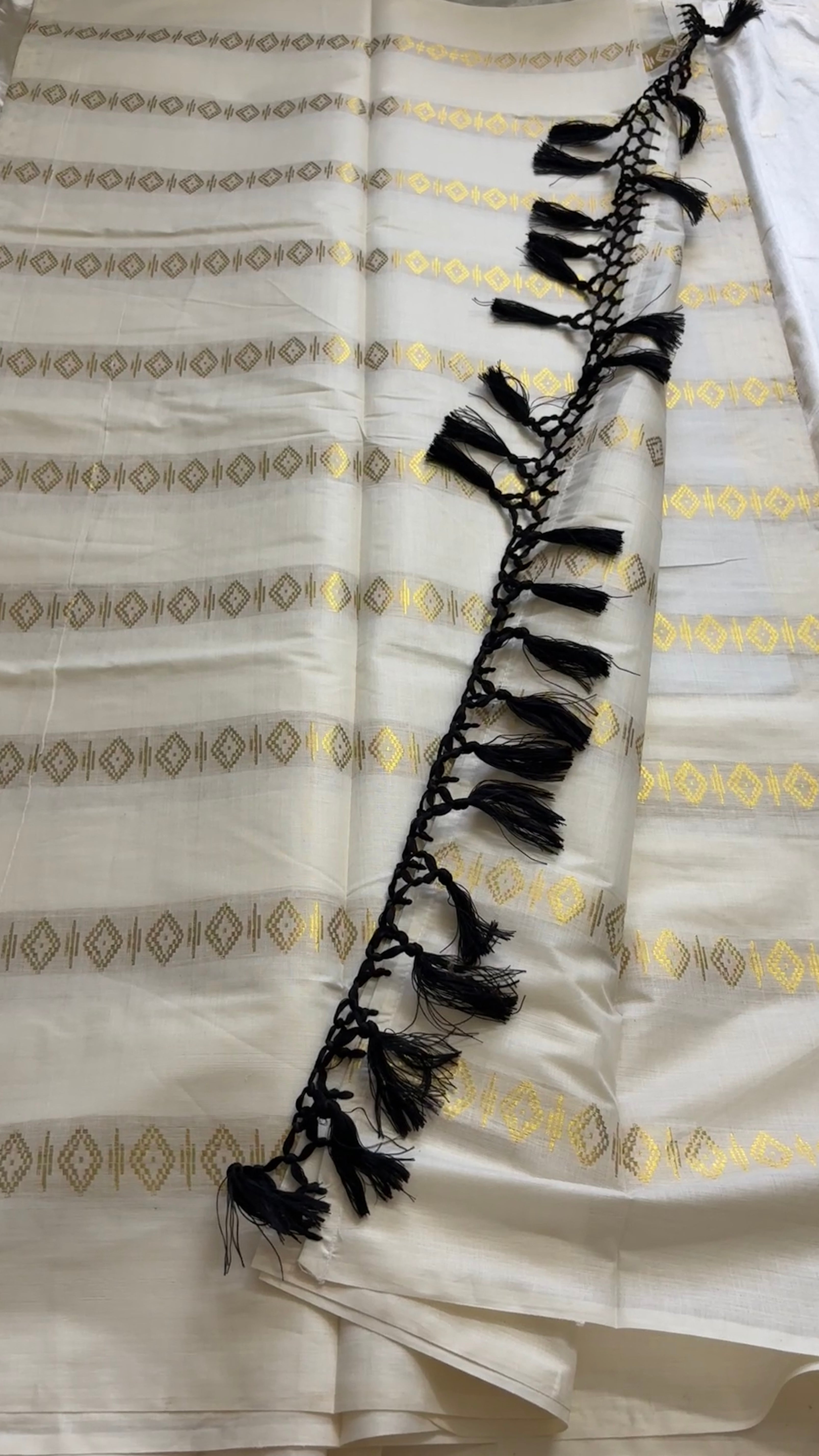Soft cotton with gold