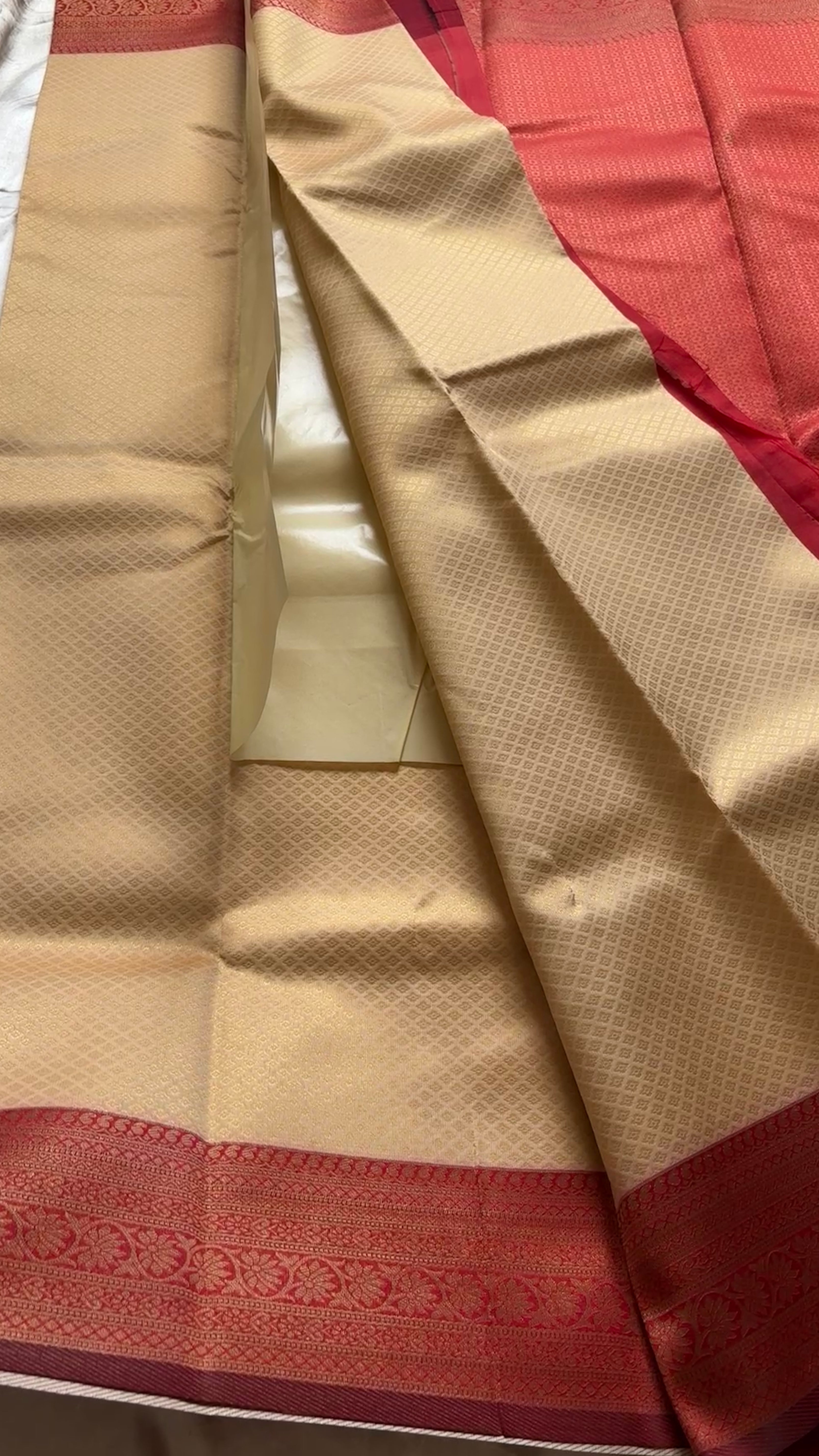 Kanchi semi soft silk kr 129