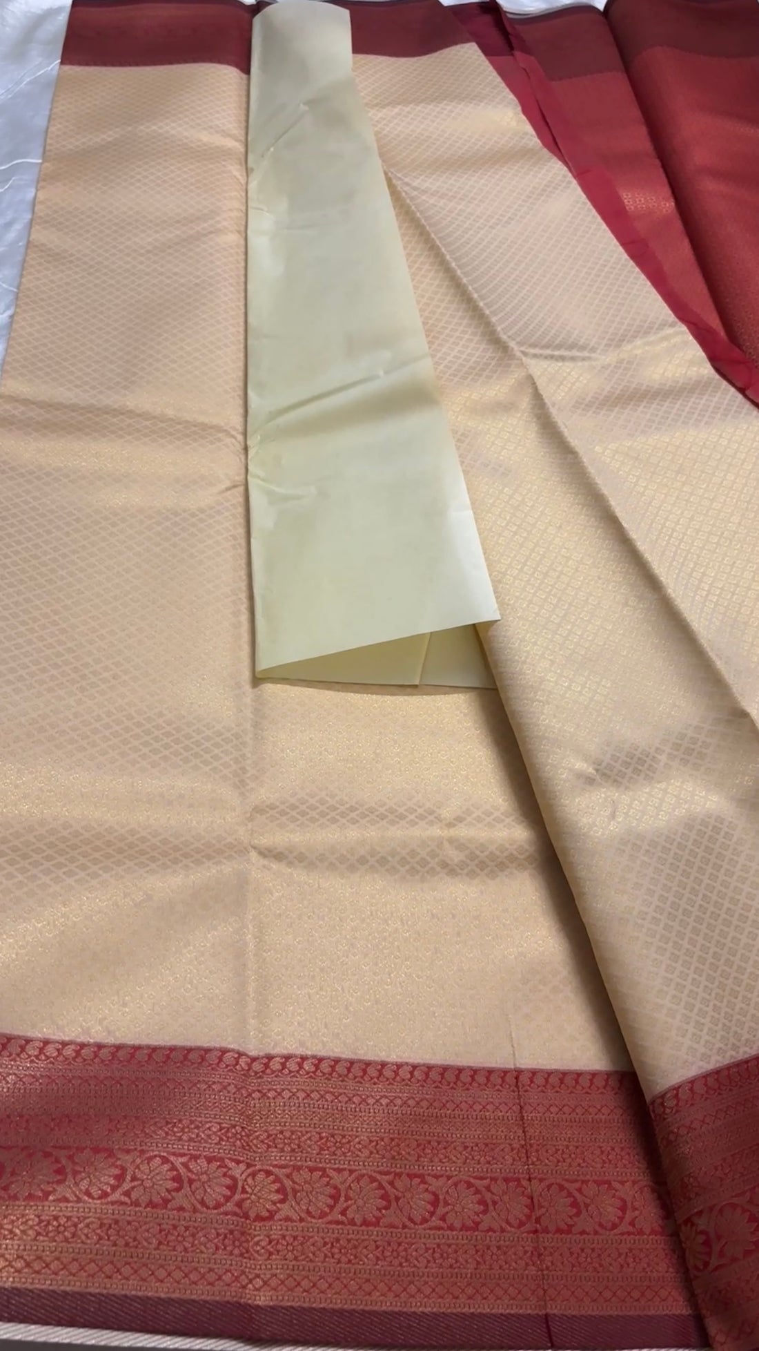 Kanchi semi soft silk kr 129