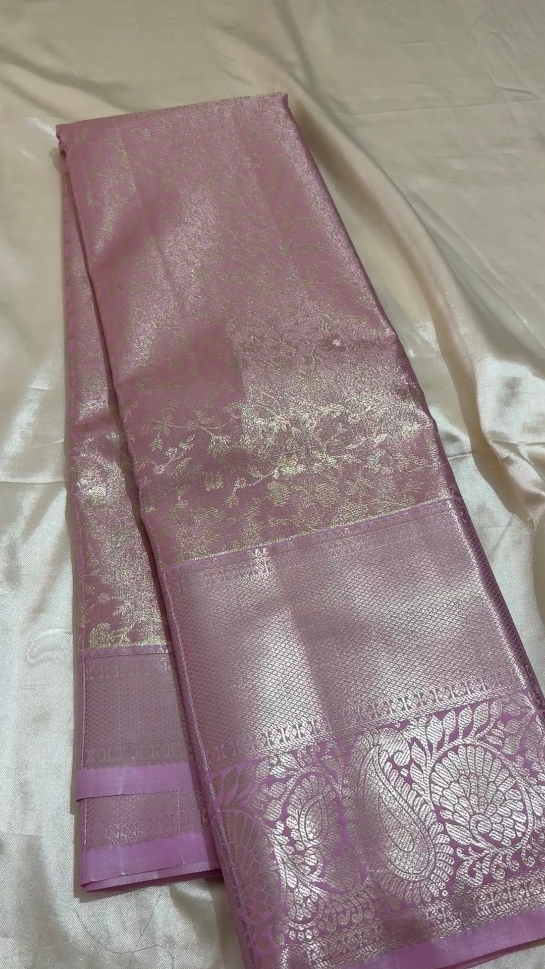 Semi tissue Kanchipuram saree