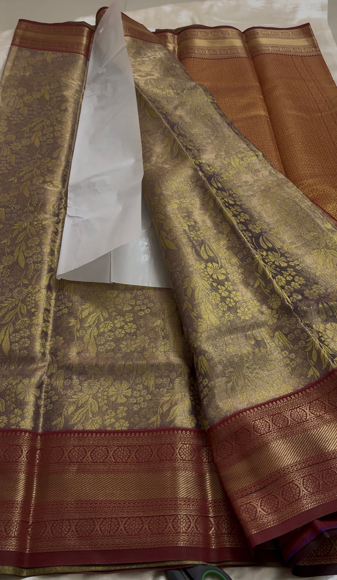 Premium  Tissue brocade silk kr95