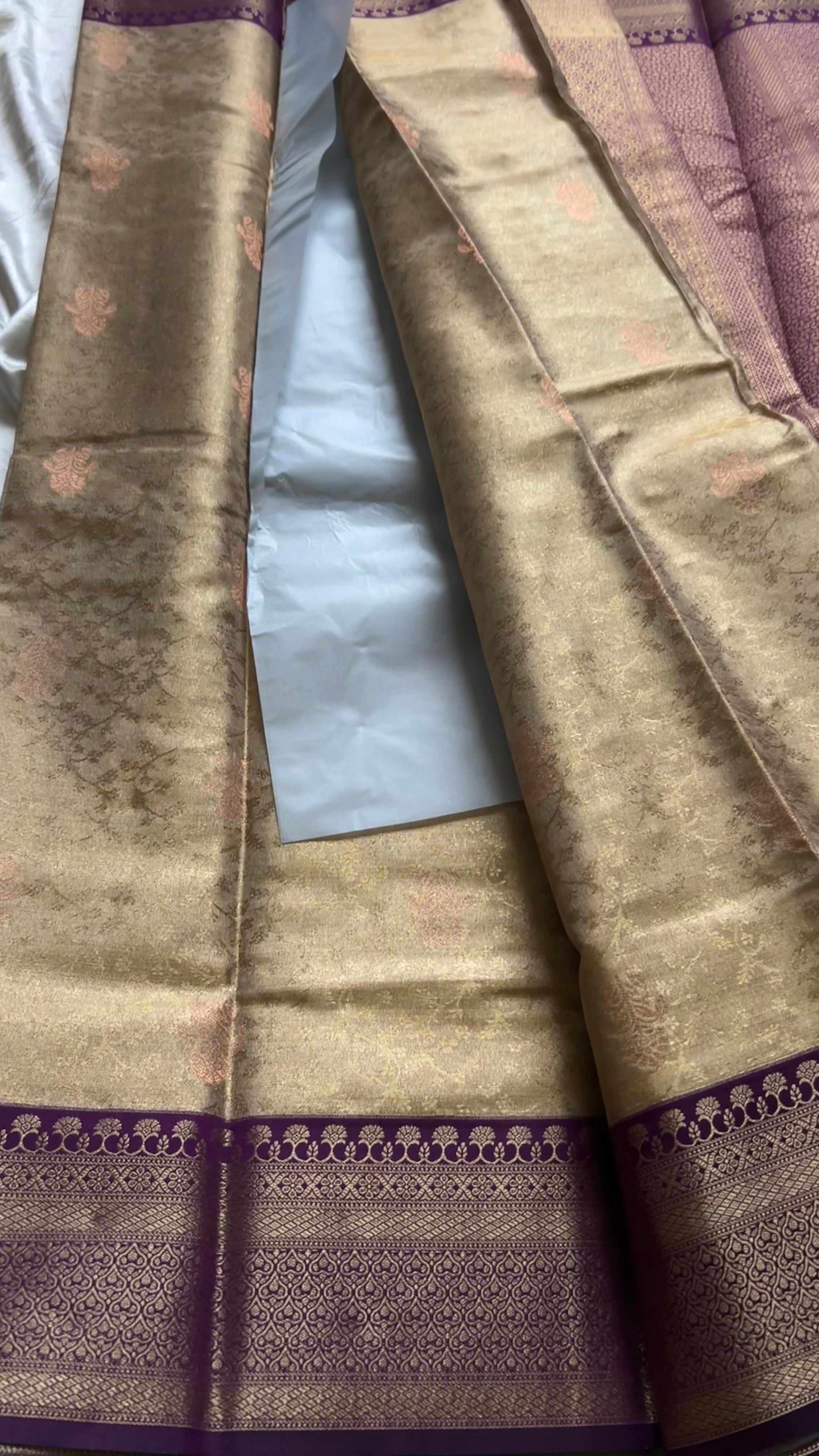 Premium  Tissue brocade kr114