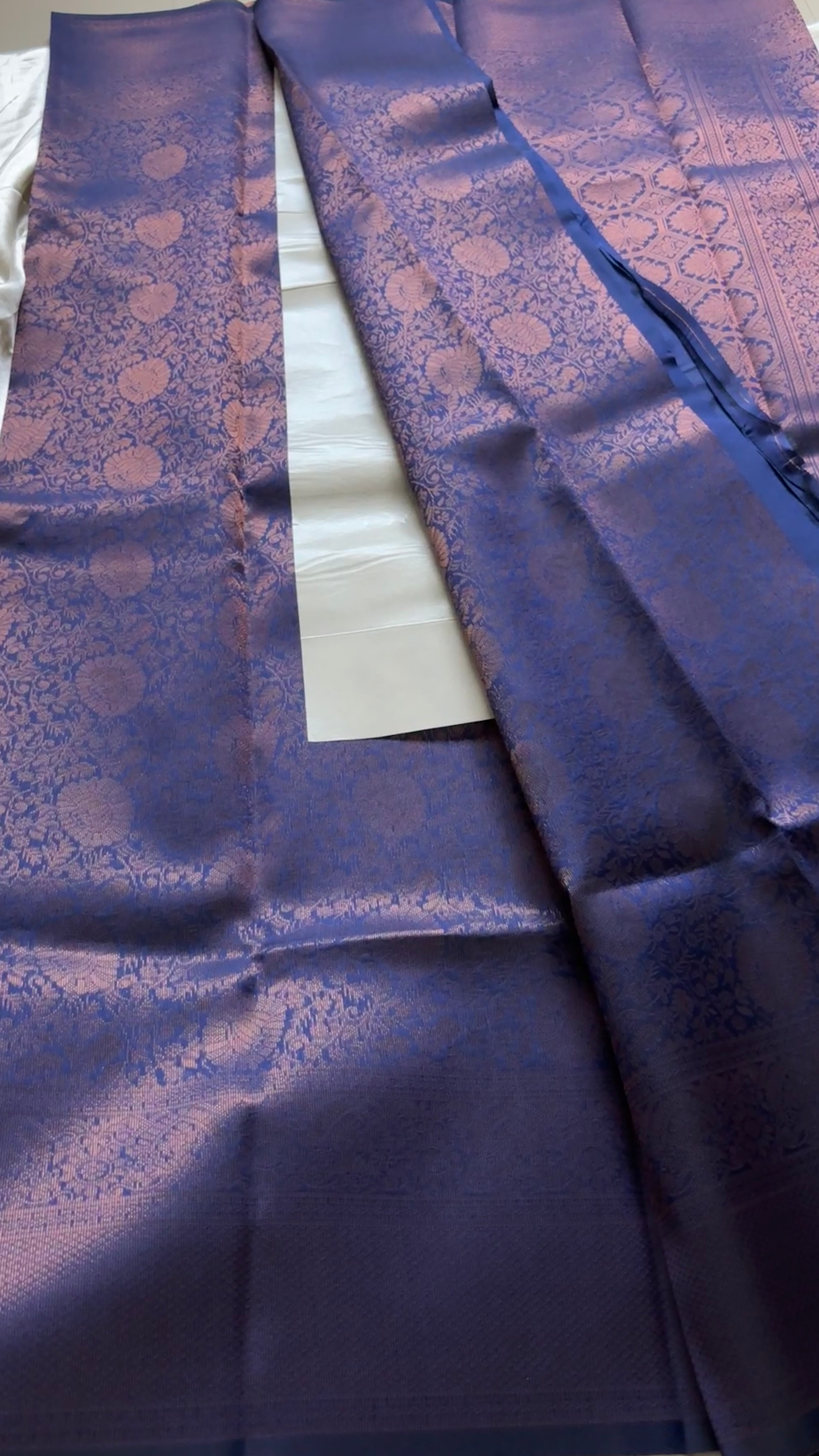 Semi brocade kr3