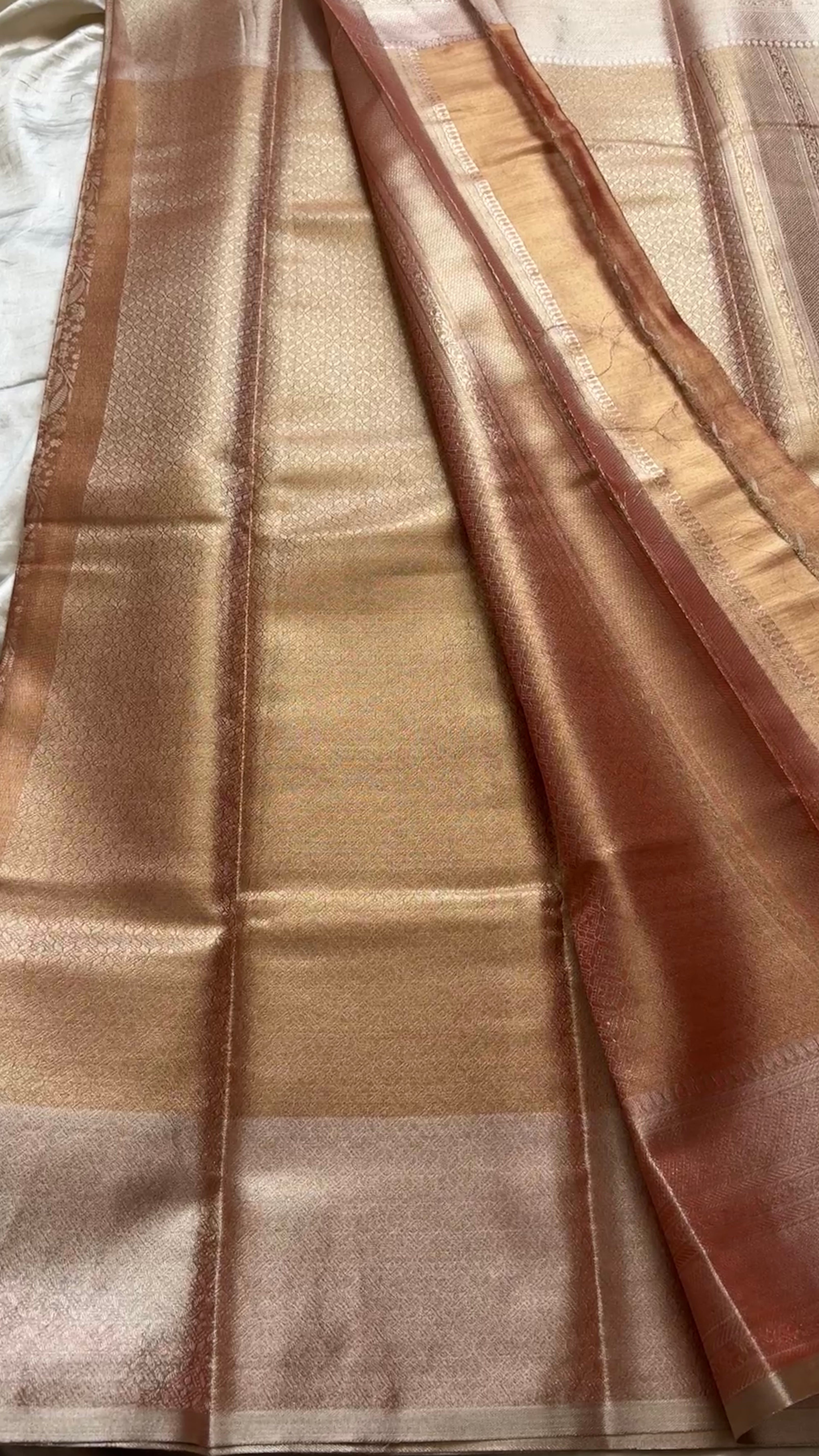 Premium  Tissue brocade silk kr48