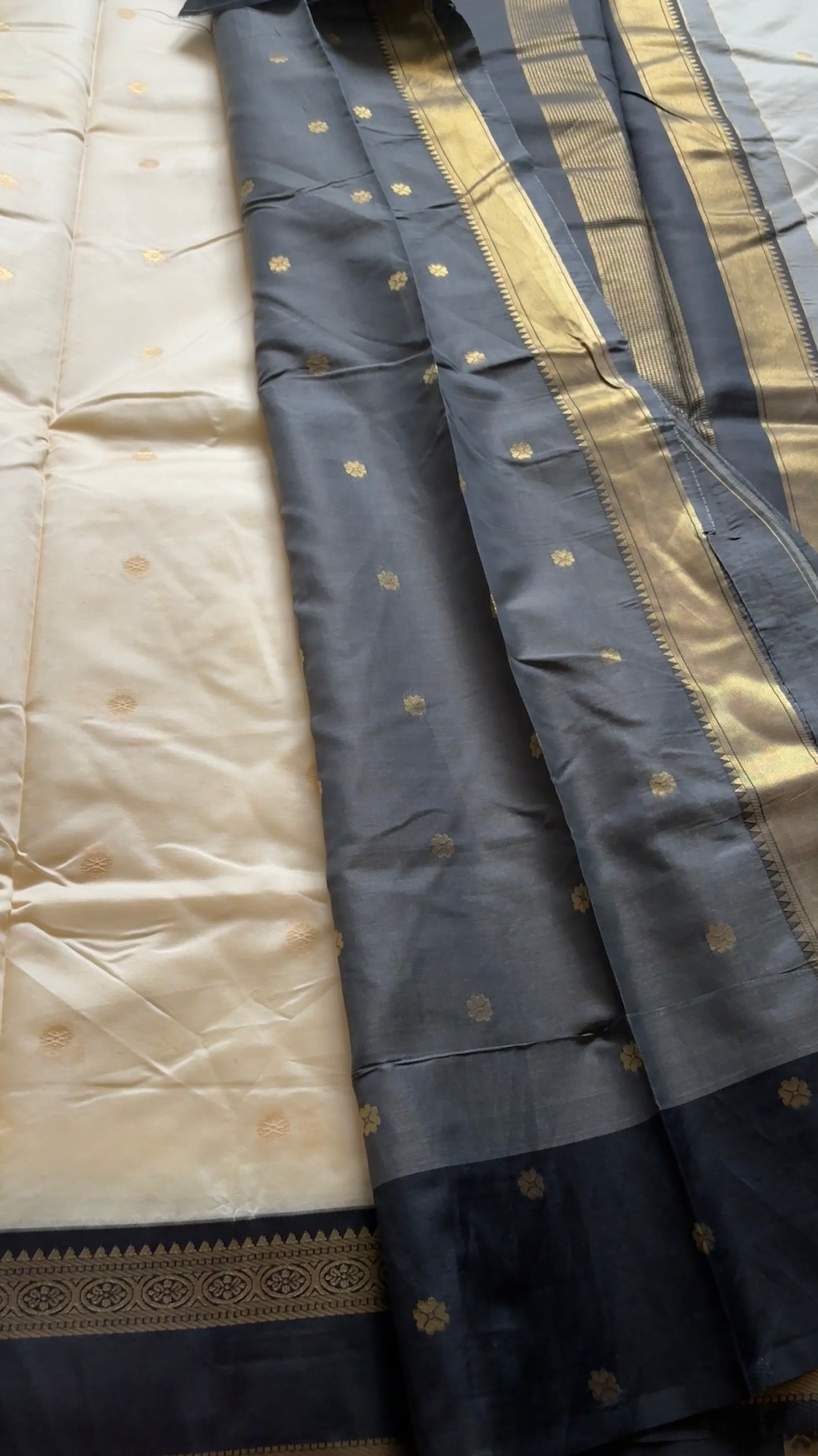 semi soft silk with retta patta border kr 32