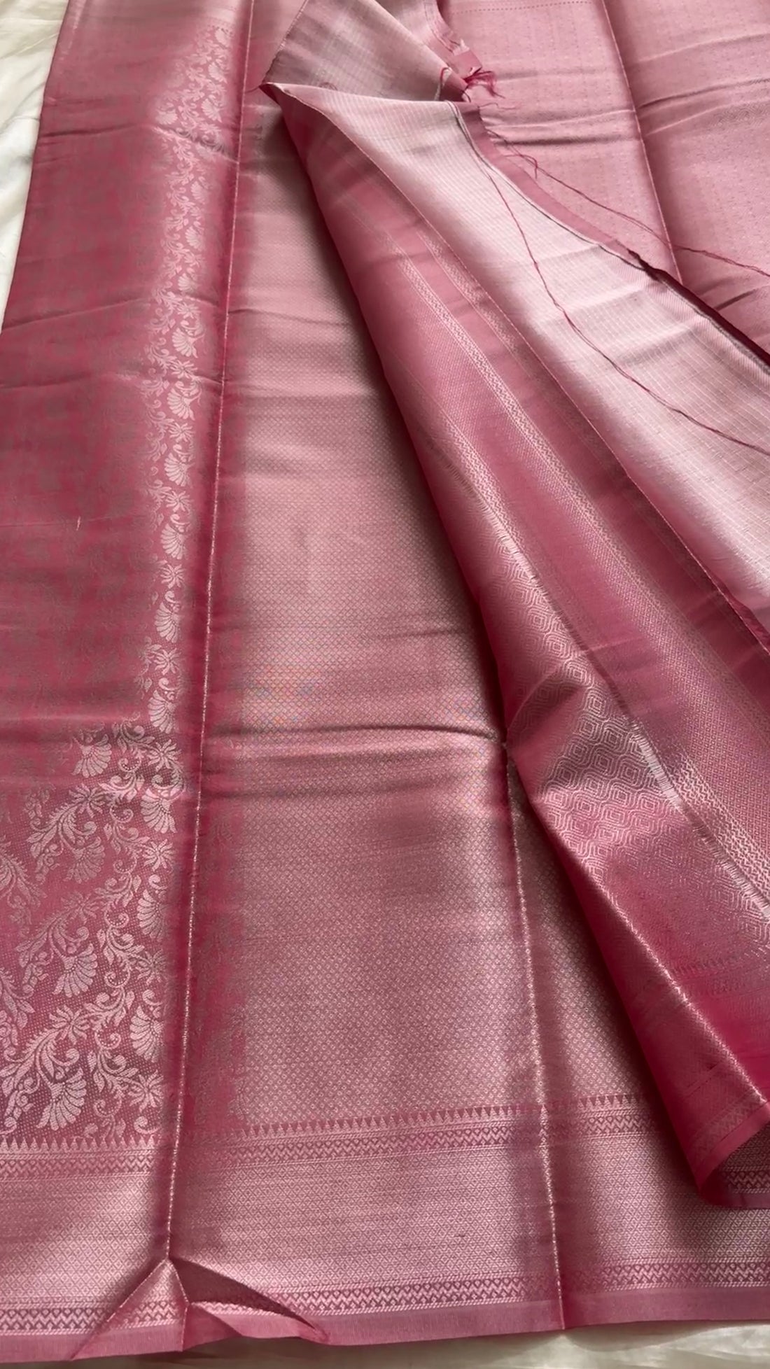 Premium Brocade soft silk kr 123