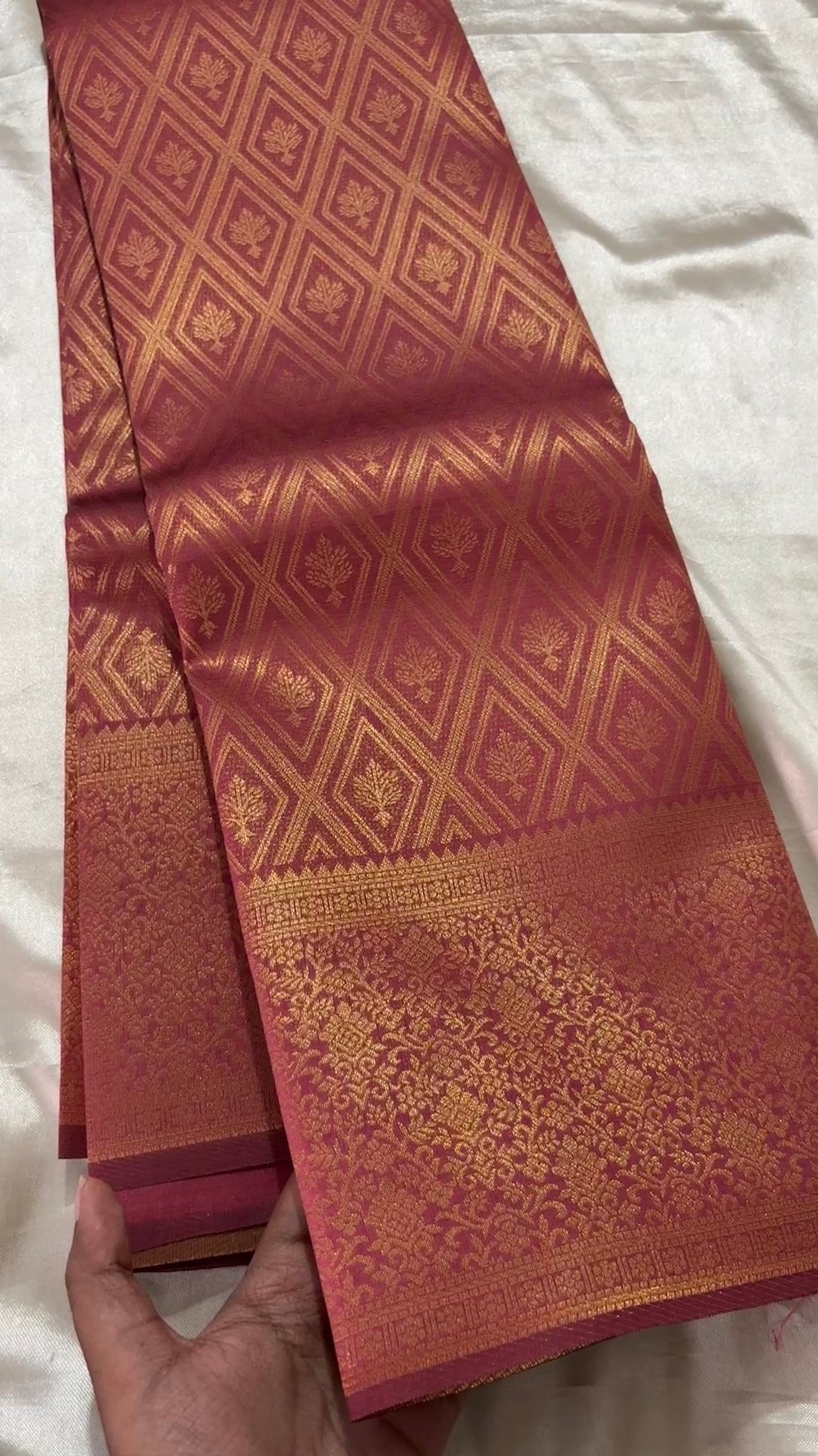 Semi brocade soft Silk kr97