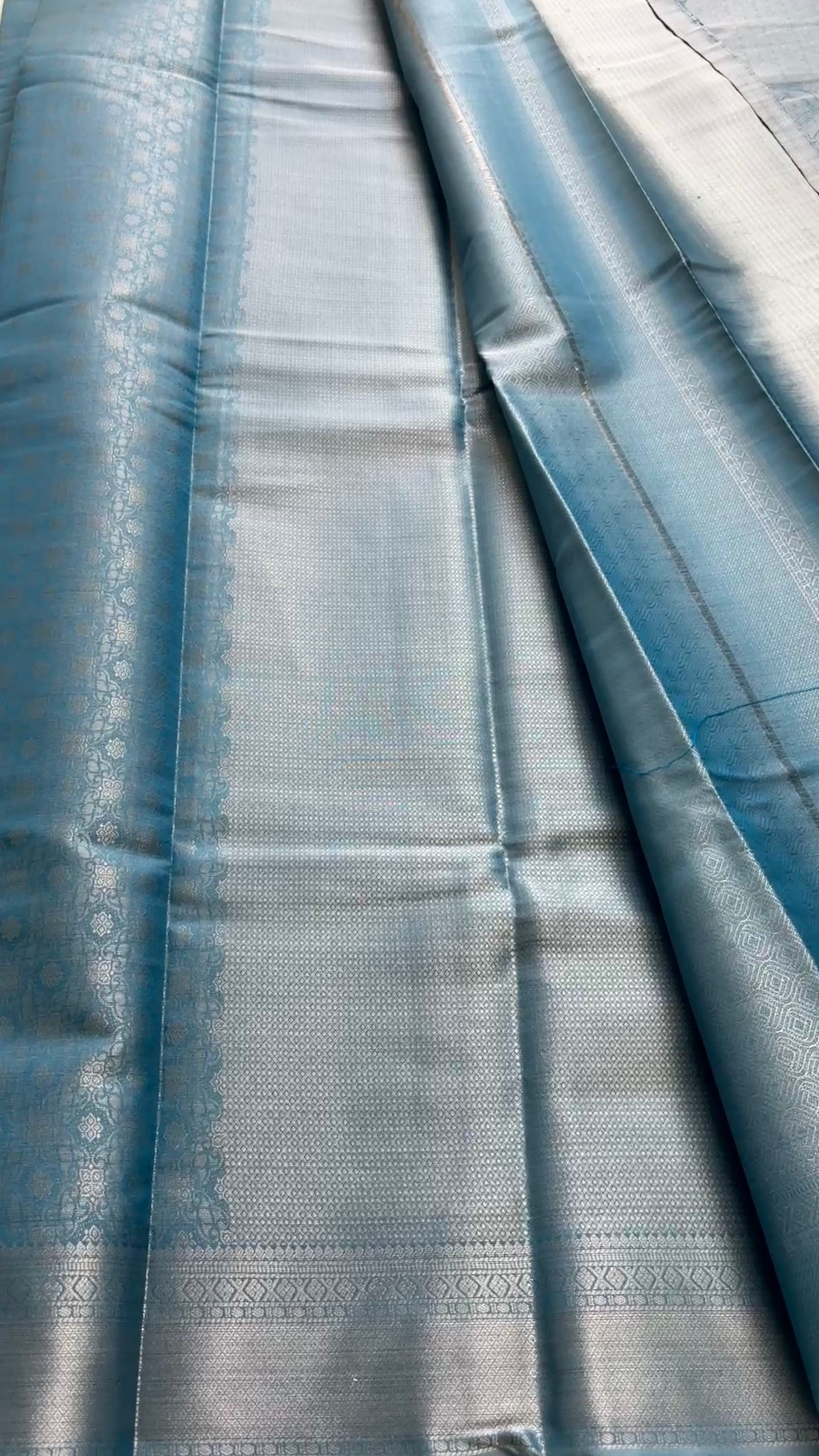 Premium Brocade soft silk kr136