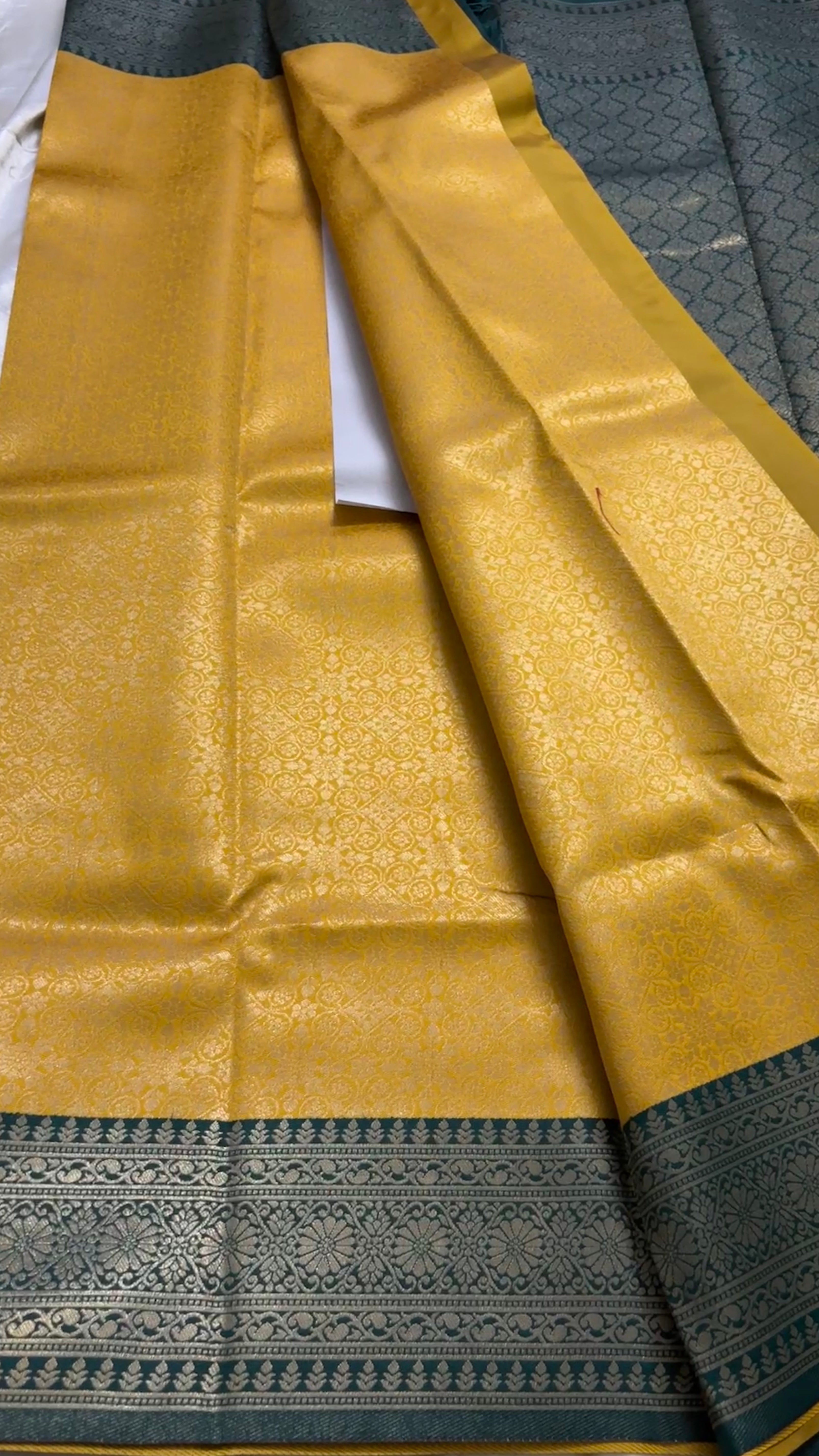 Kanchi semi soft silk kr 114