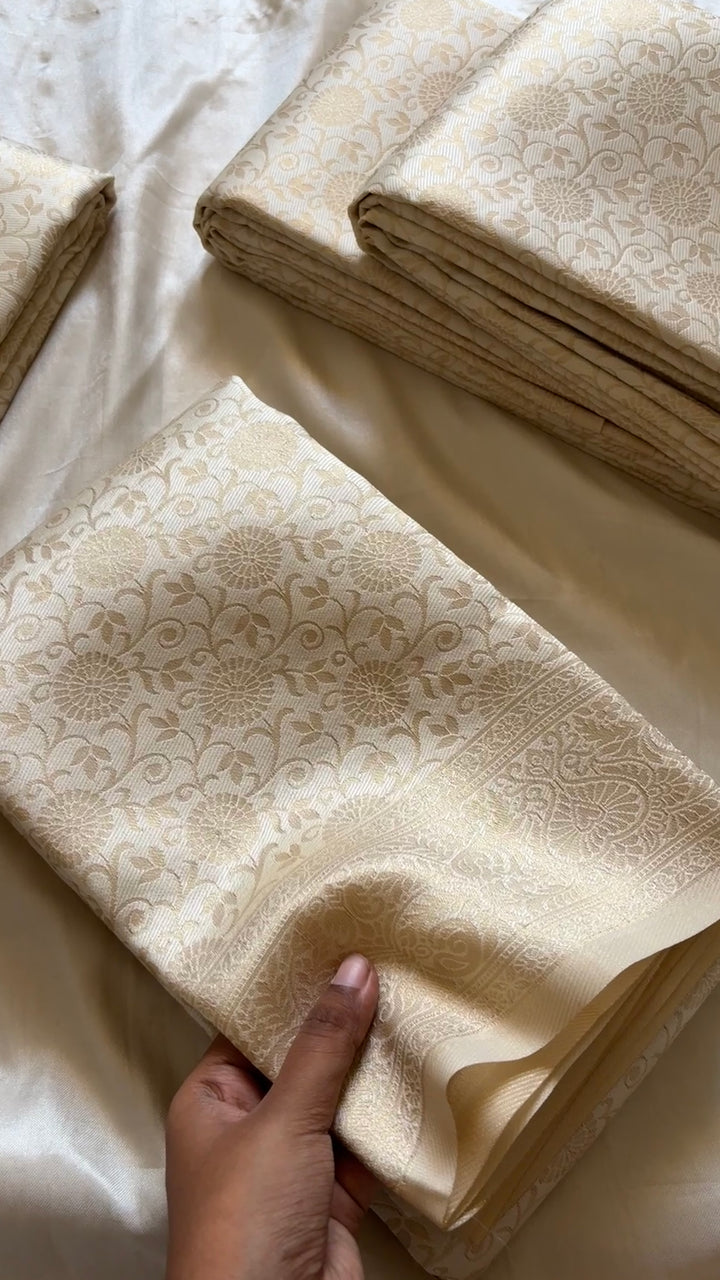 Semi brocade kr 114