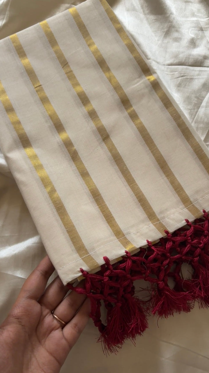 Soft cotton with gold stripe Kr 22