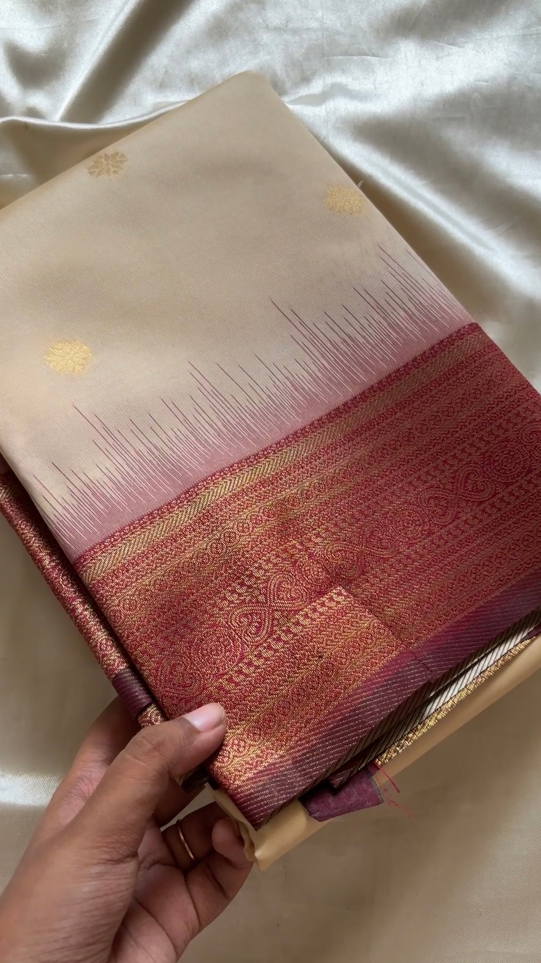 semi soft silk with Kanchi borders