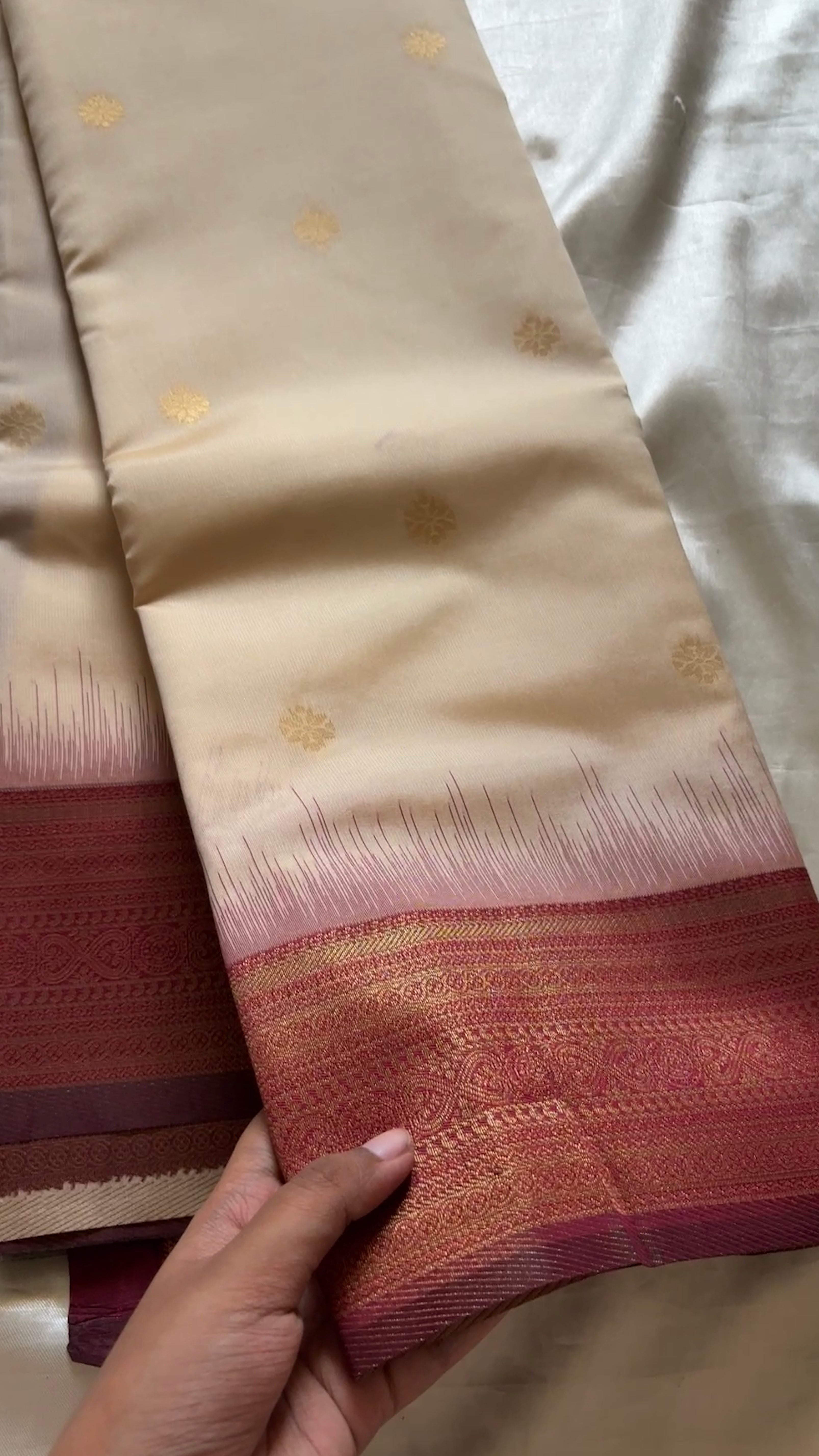 semi soft silk with Kanchi borders