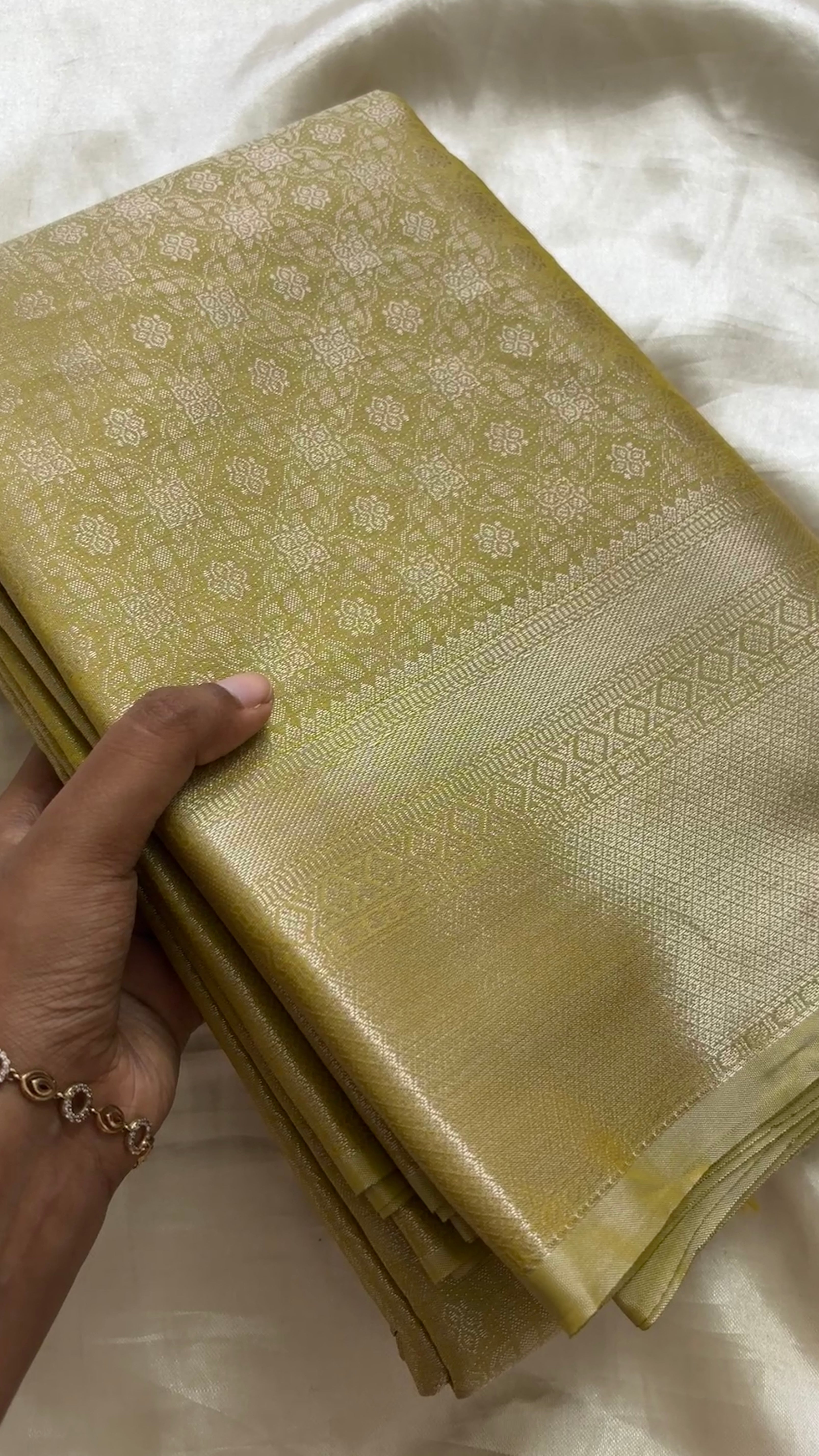 Premium Brocade soft silk kr39